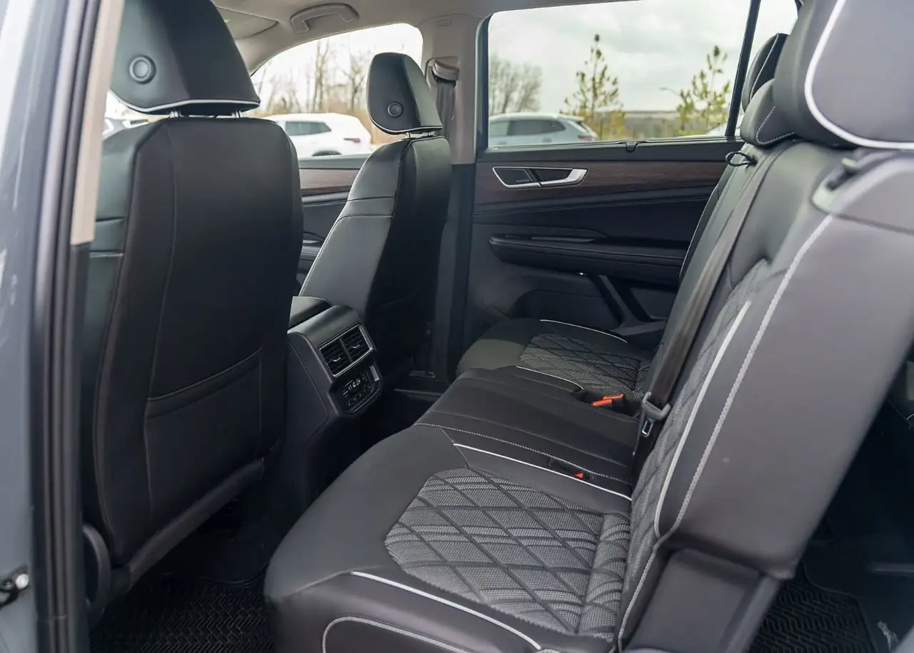 Volkswagen Atlas снимка Volkswagen Atlas