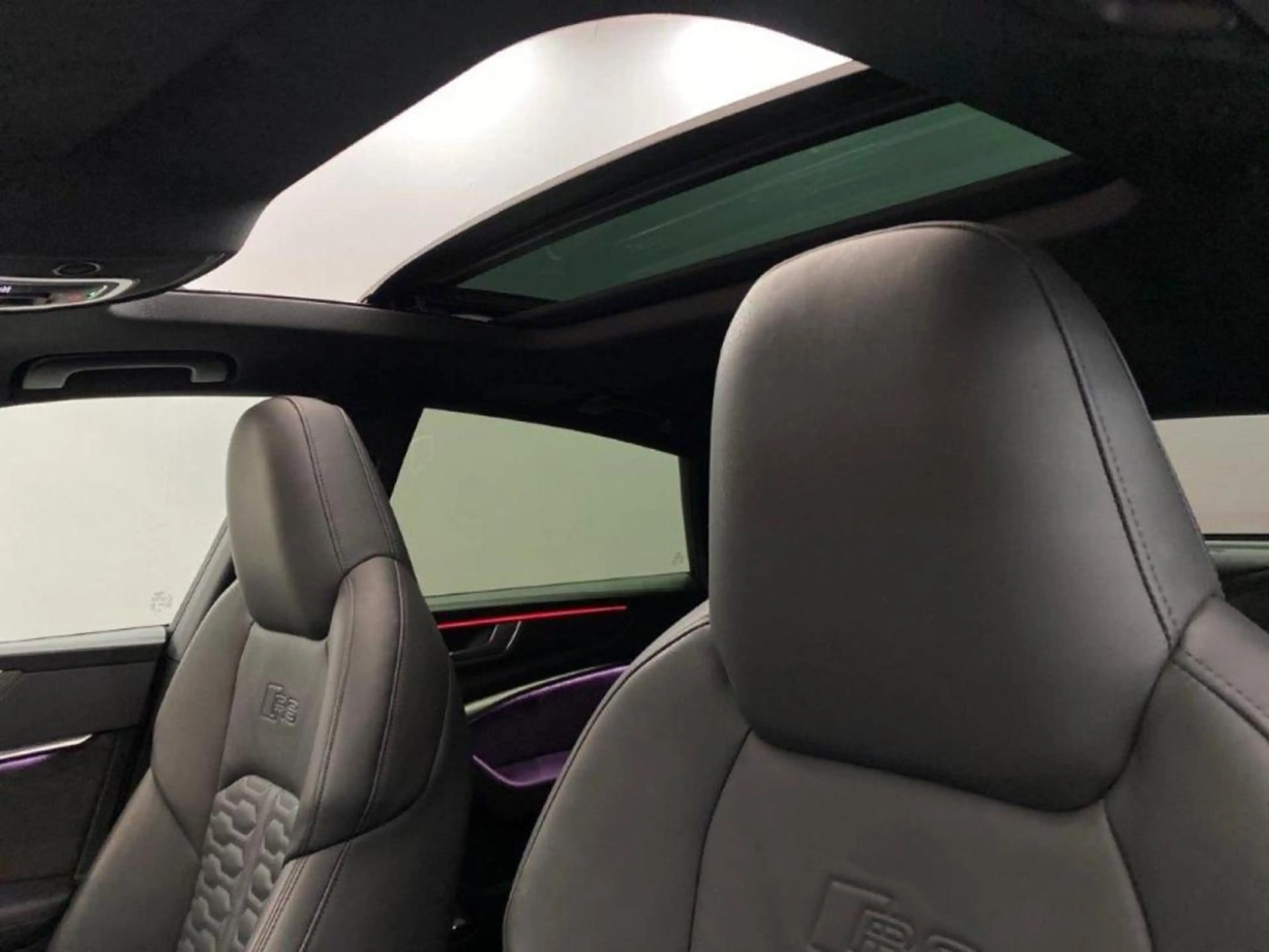 Audi RS7 -28% 4.0 V8 TFSI 600ch quattro tiptronic 8 53cv — photo 21