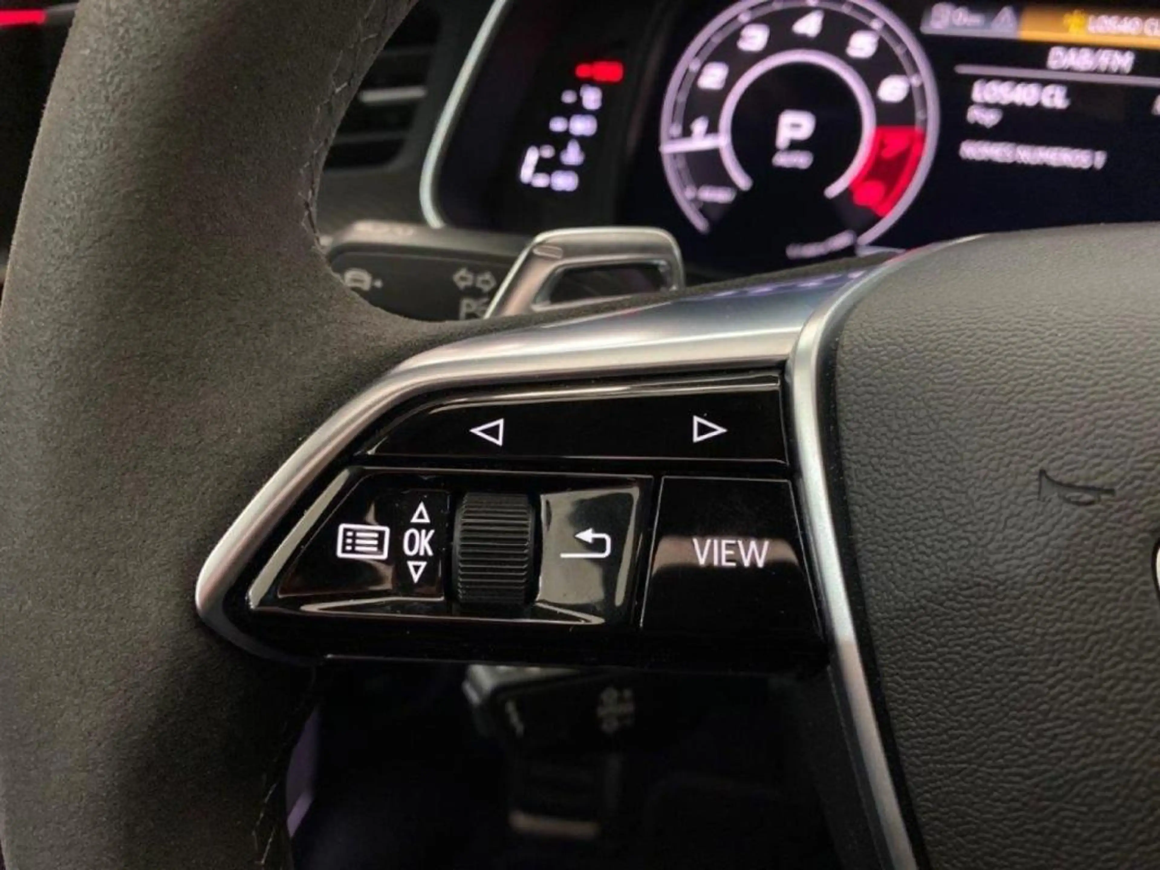Audi RS7 -28% 4.0 V8 TFSI 600ch quattro tiptronic 8 53cv — photo 13