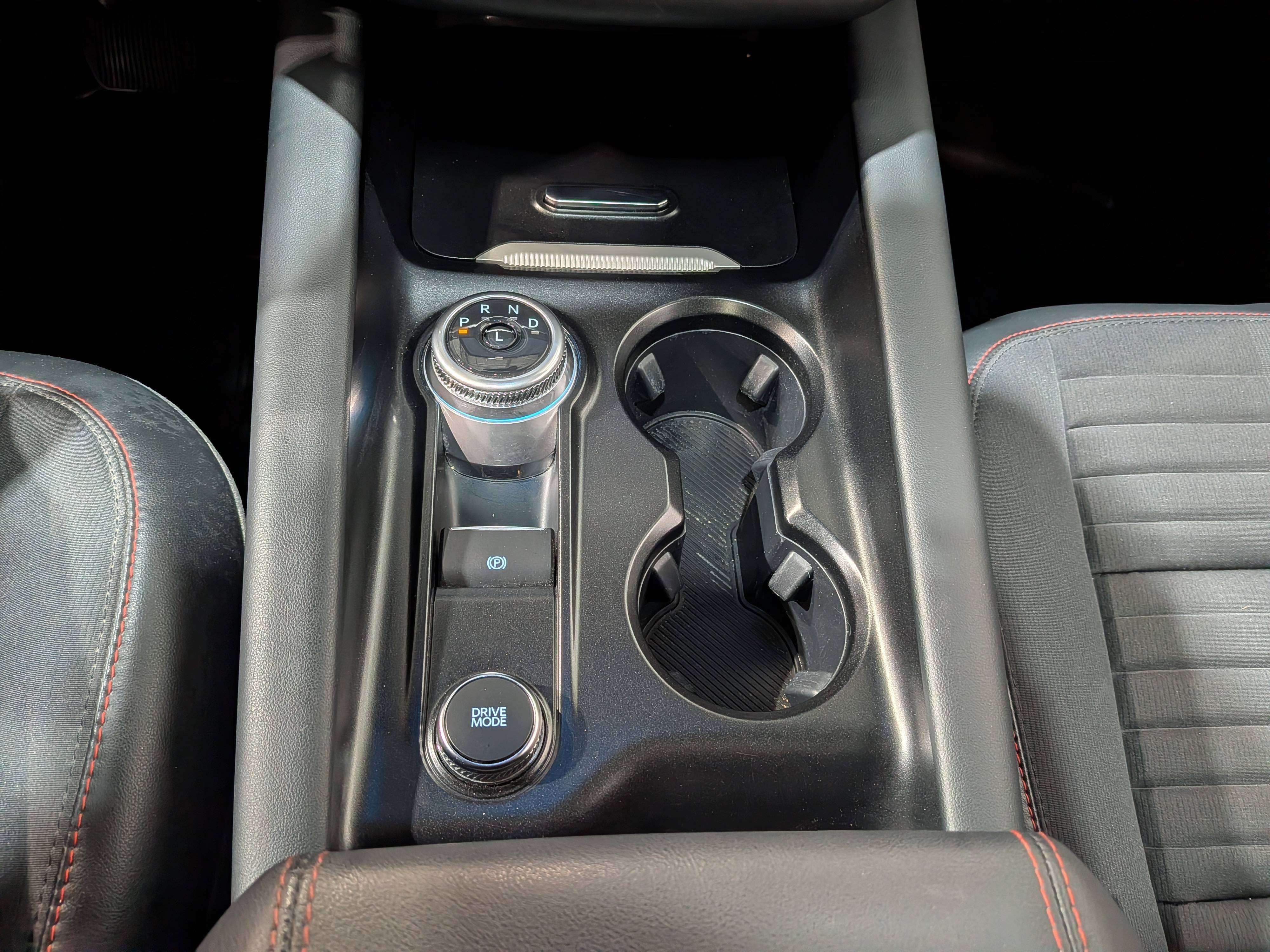 Ford Explorer 2025