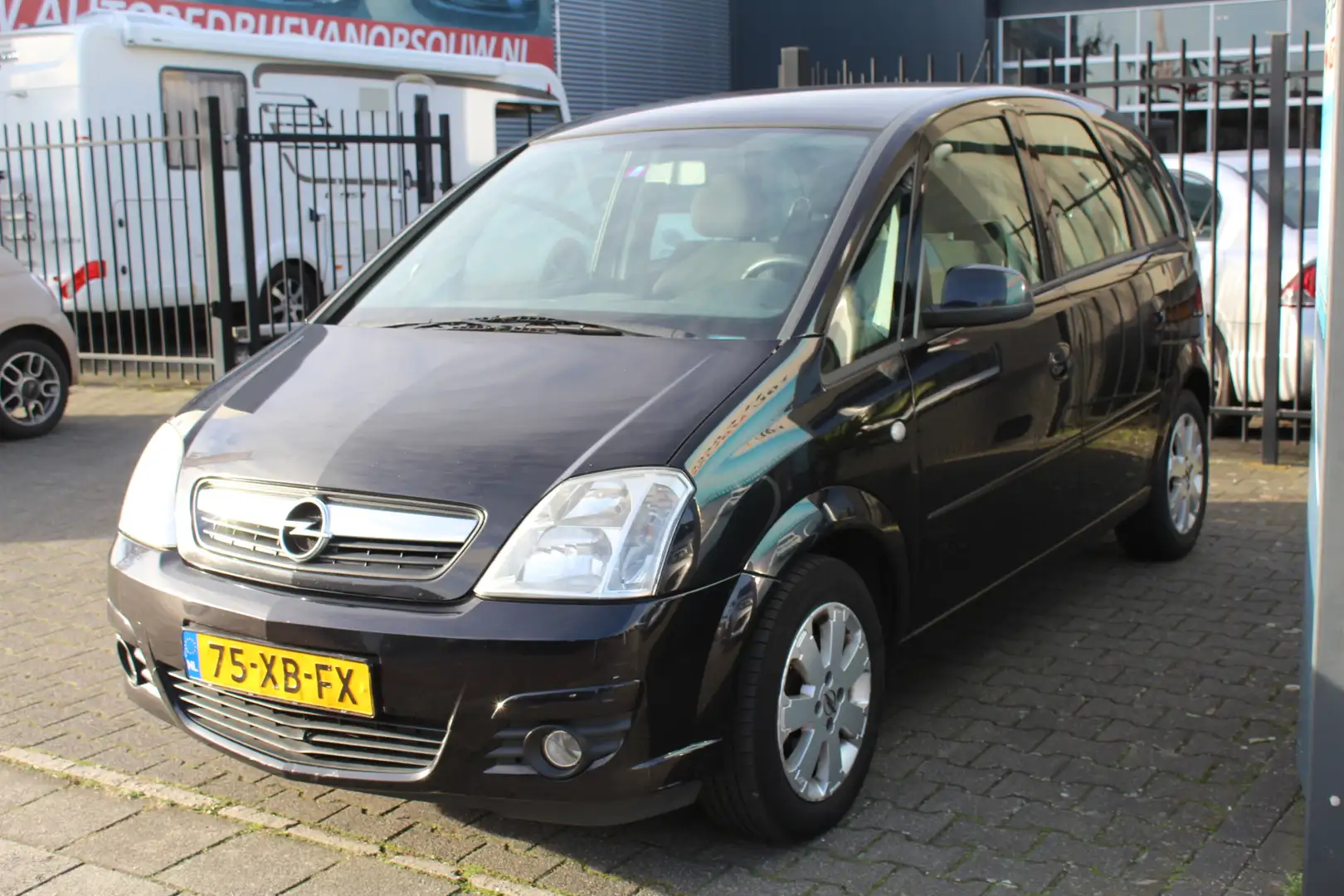 Opel Meriva 1.8-16V Temptation Automaat Airco Audio Lmv Cv Noir - 2