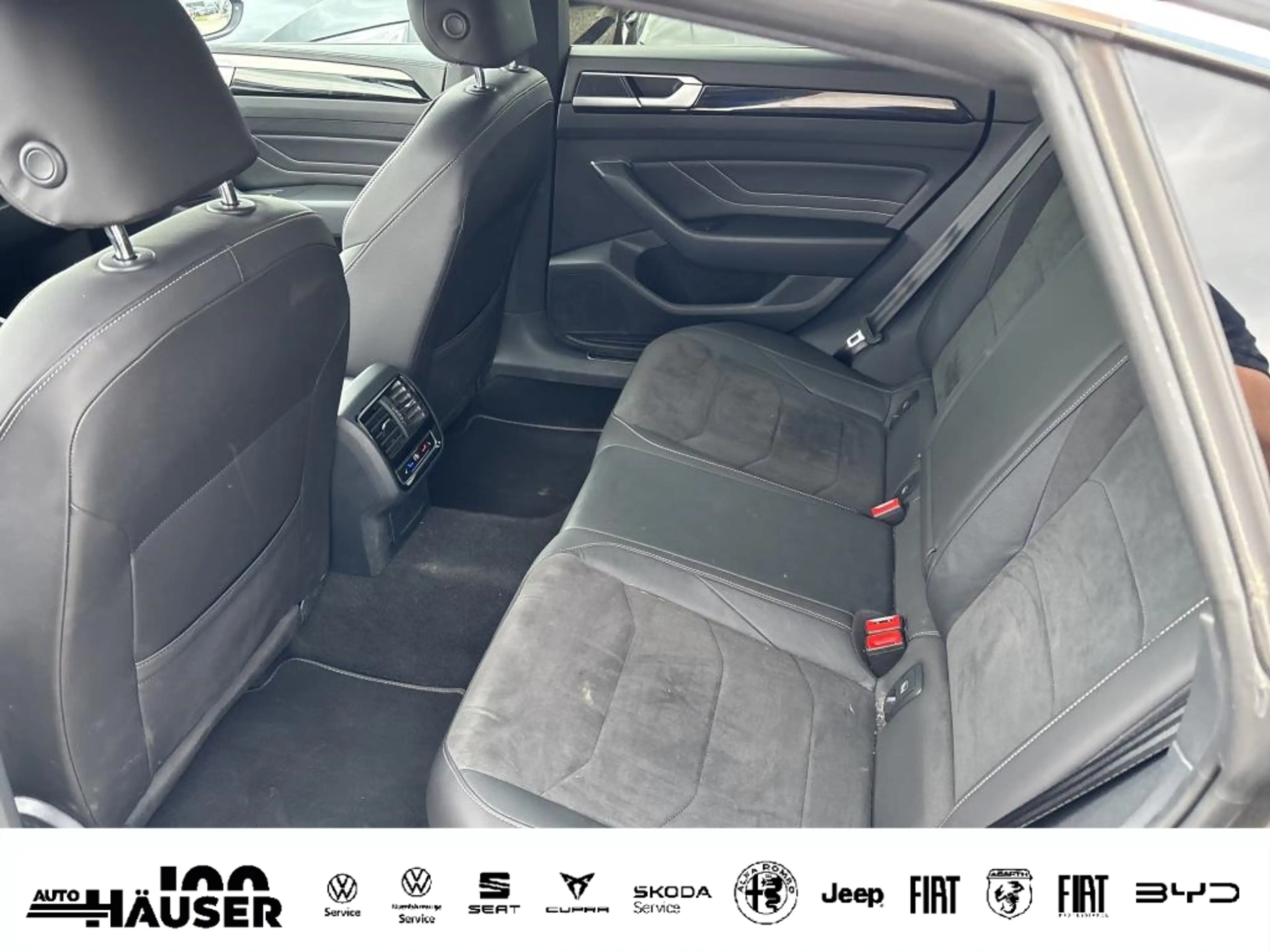 Volkswagen Arteon R-Line 2.0 TDI DSG AHK DCC STANDHZG AREA-VIEW EL. — photo 9