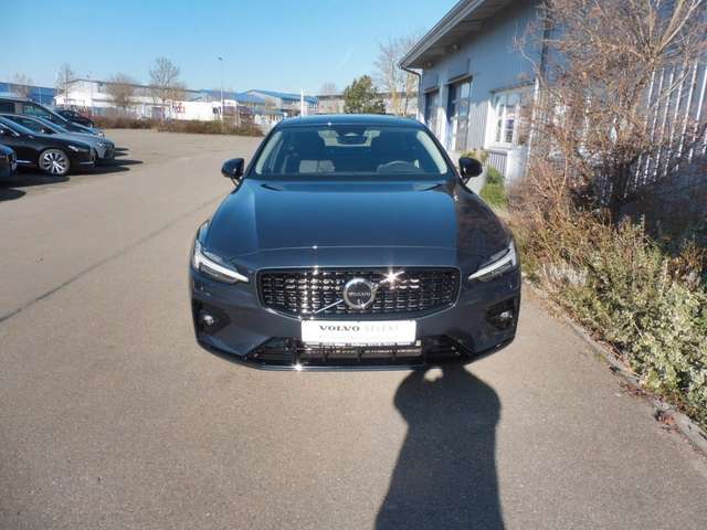 Volvo S60 Lim. B5  Ultimate Dark AWD