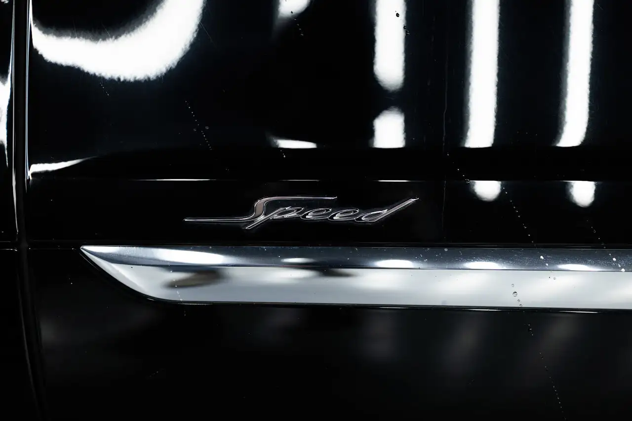 Bentley Bentayga снимка Bentley Bentayga