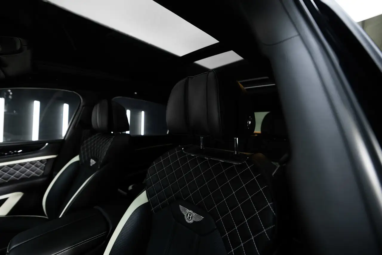 Bentley Bentayga снимка Bentley Bentayga