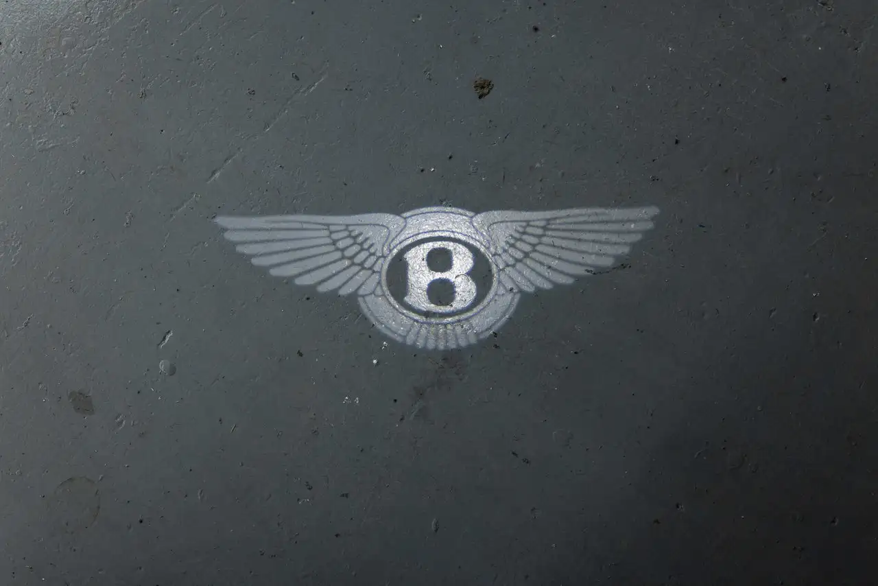 Bentley Bentayga снимка Bentley Bentayga