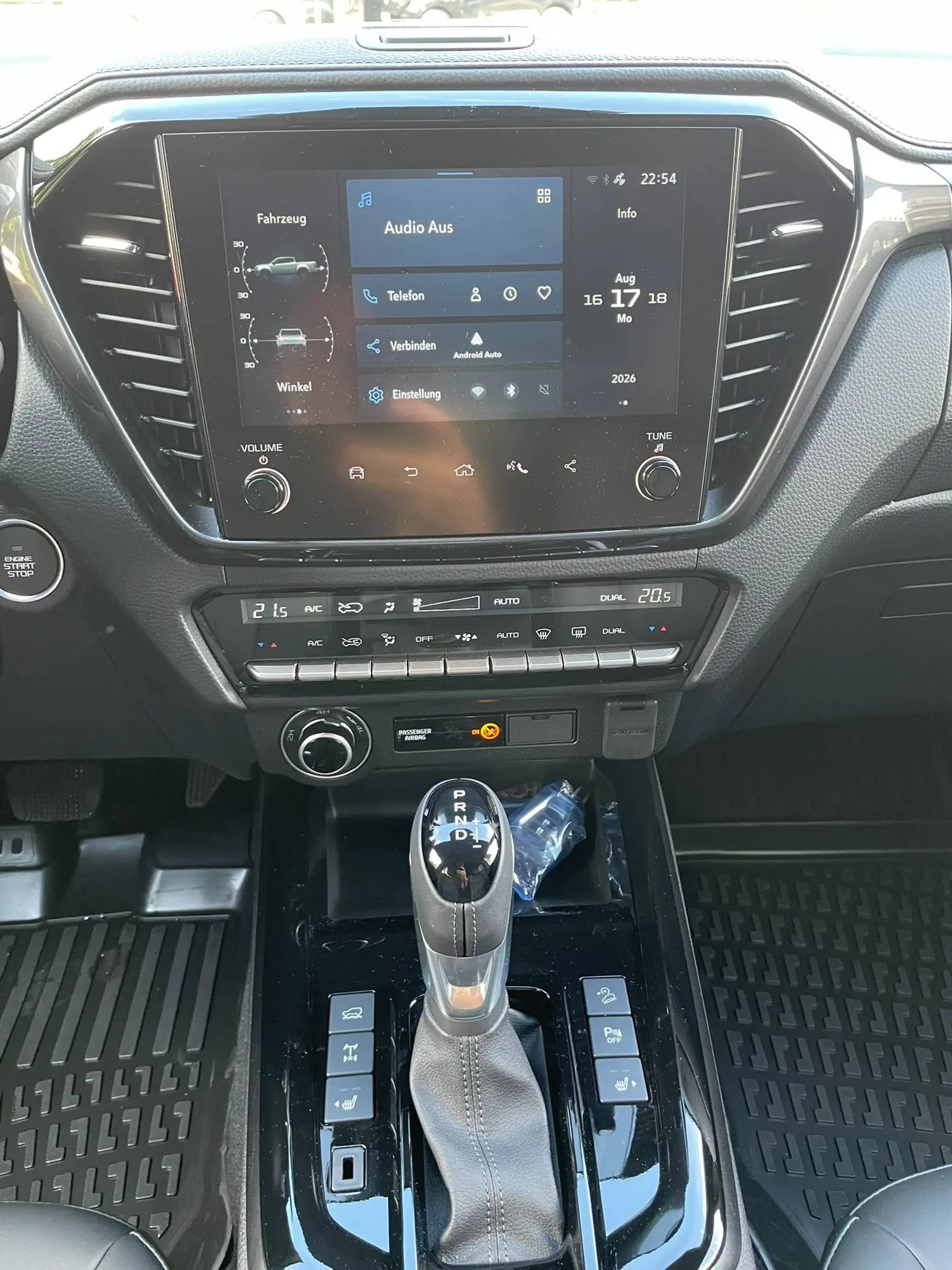 Isuzu D-Max V-Cross 2.2 163 PS 8-Gang Aut. 4WD LED Leder ohne Nova! — photo 13