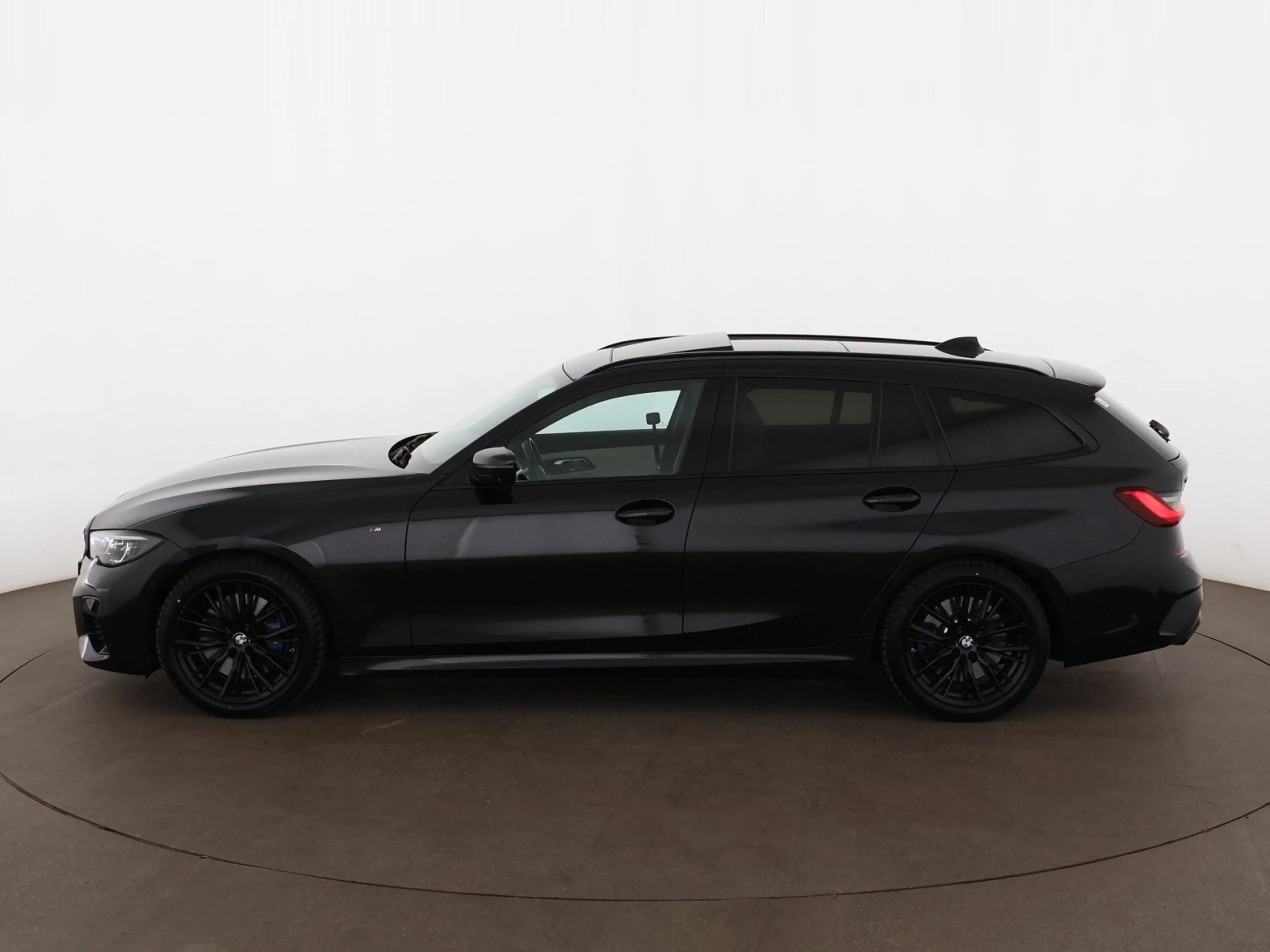 BMW 340 Md xDrive Touring Aut LASER 360-CAm SKY AHK — photo 6