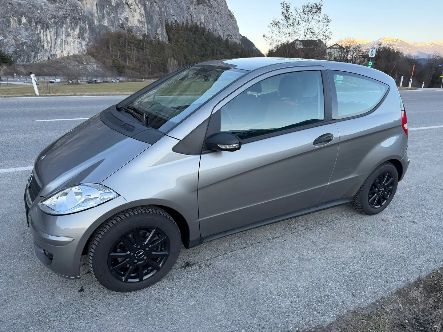 Mercedes-Benz A 170 A 170 Classic Classic Grau - 1