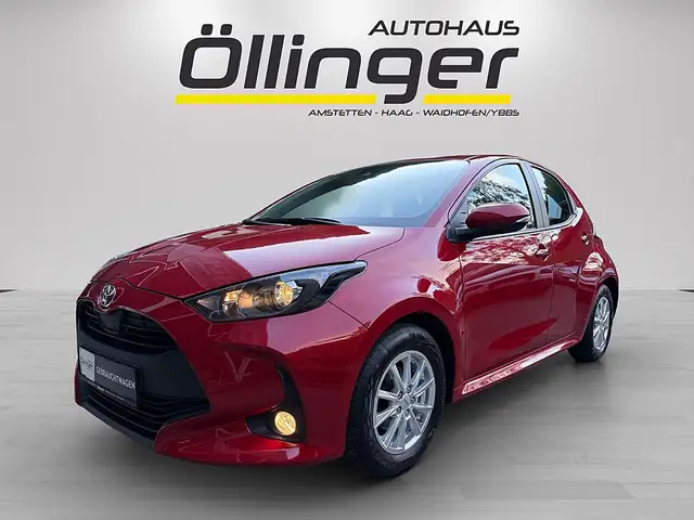 Toyota Yaris 1.0 Active 72 PS Benzin / Schaltergetriebe