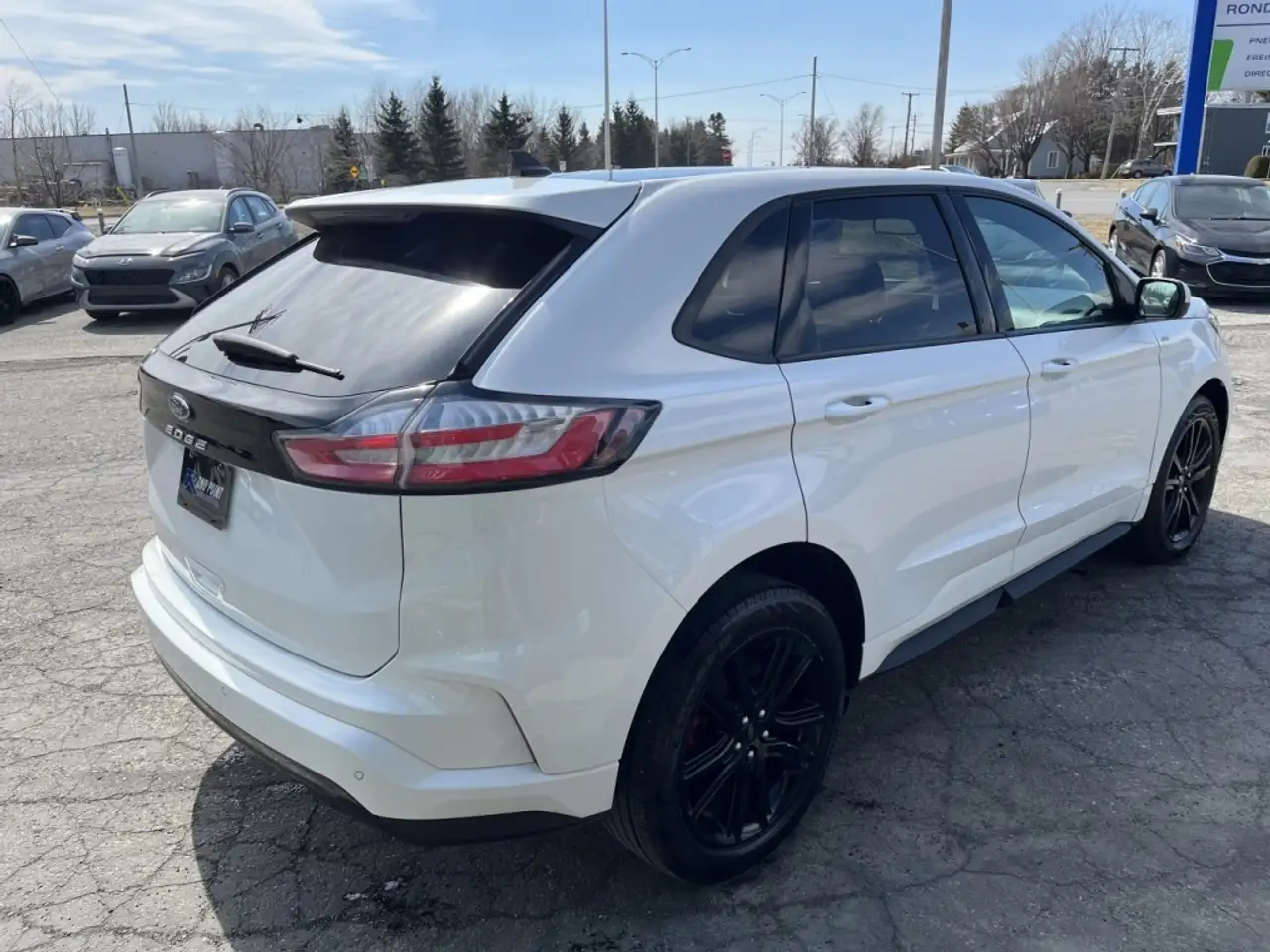 Ford Edge снимка Ford Edge