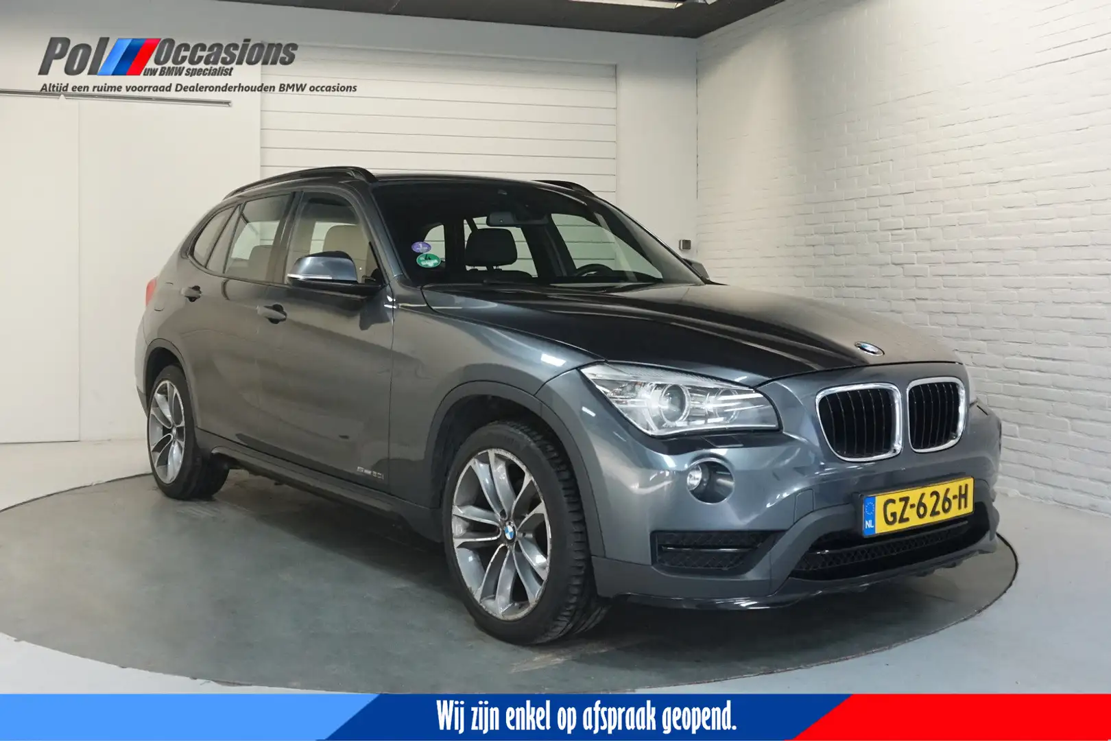 BMW X1 sDrive20i Automaat | Panorama | Sportinter | NWE A Gris - 1
