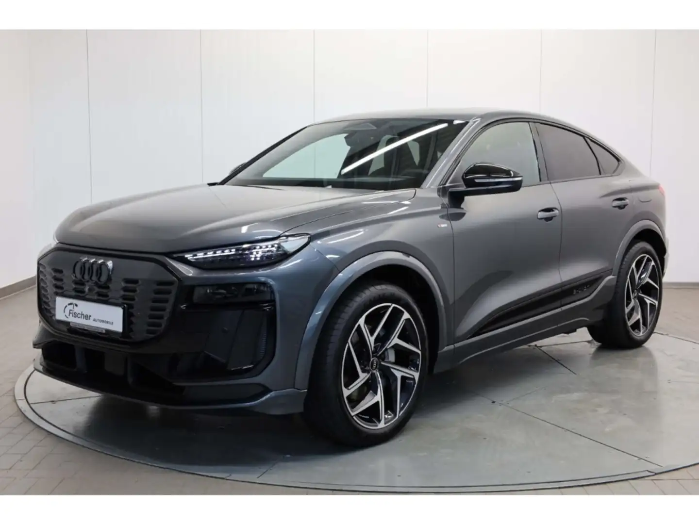 Audi Q6 Sportback quattro S line Gri - 2