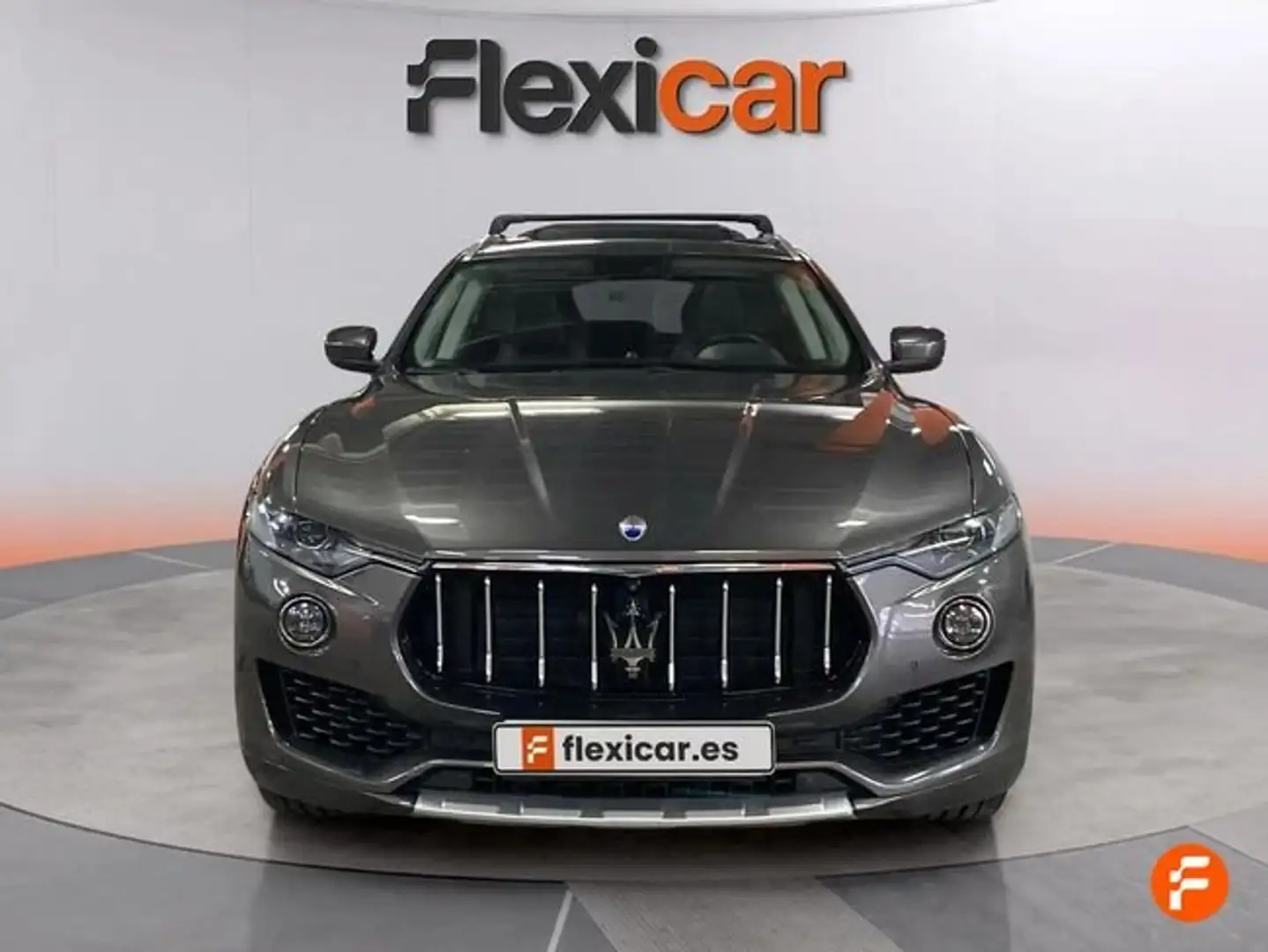 Maserati Levante V6 275 HP D AWD siva - 2