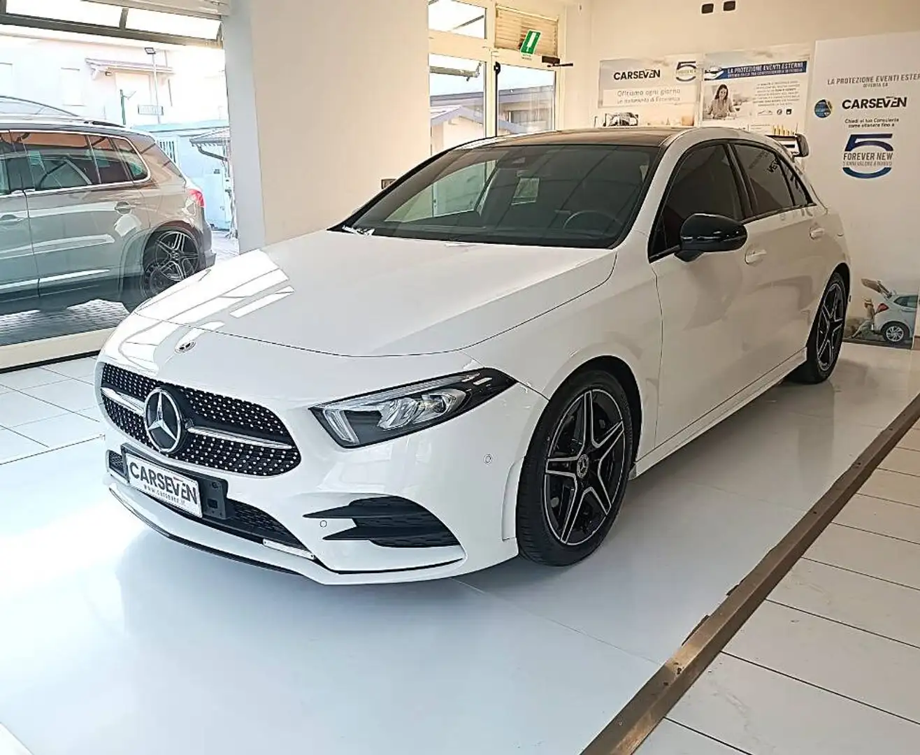 Mercedes-Benz A 180 180 d Premium Night edition Bianco - 1