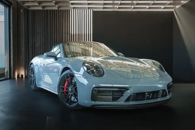Porsche 911 Carrera 4 GTS Cabriolet 992 | Approved28 |