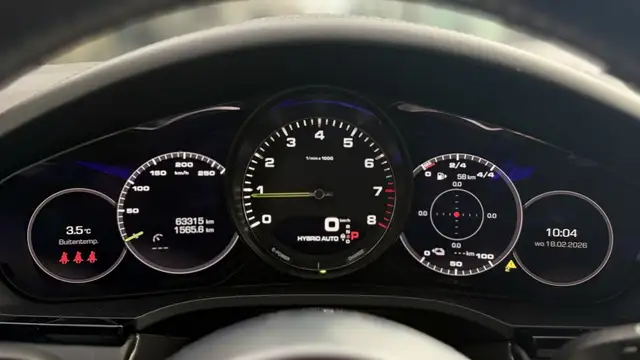 Porsche Cayenne view 15