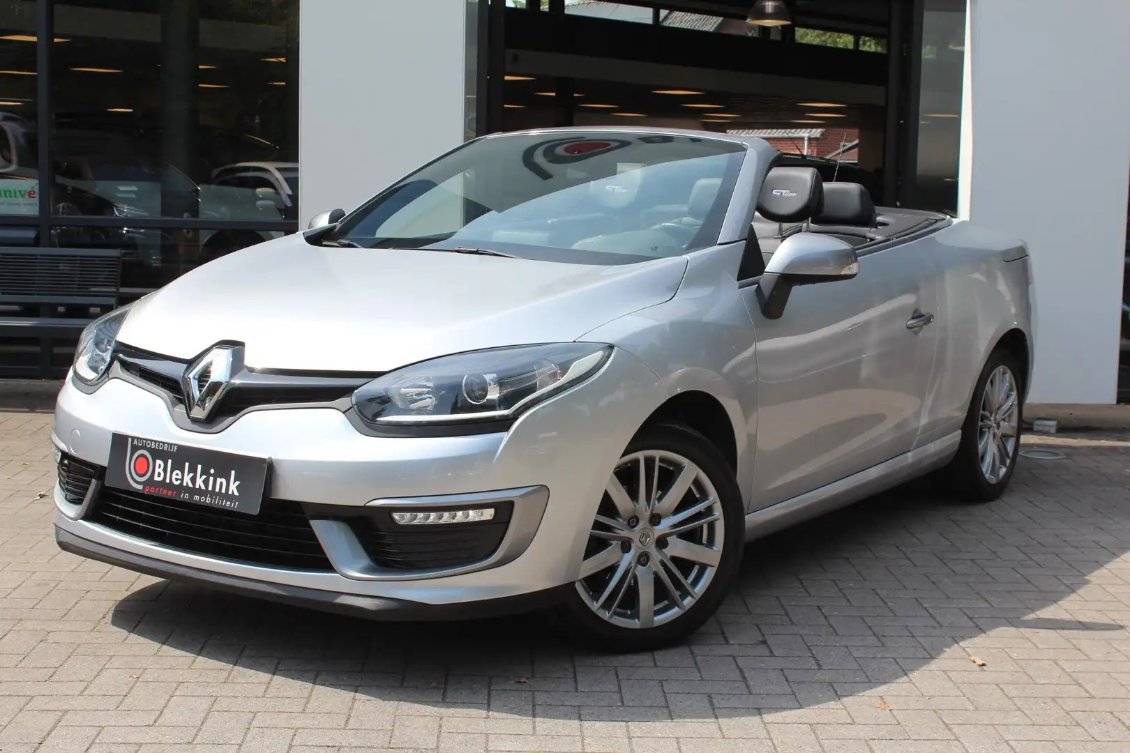 Renault Megane Coupé-Cabriolet 1.2 TCe GT-line 130 pk Gris - 1