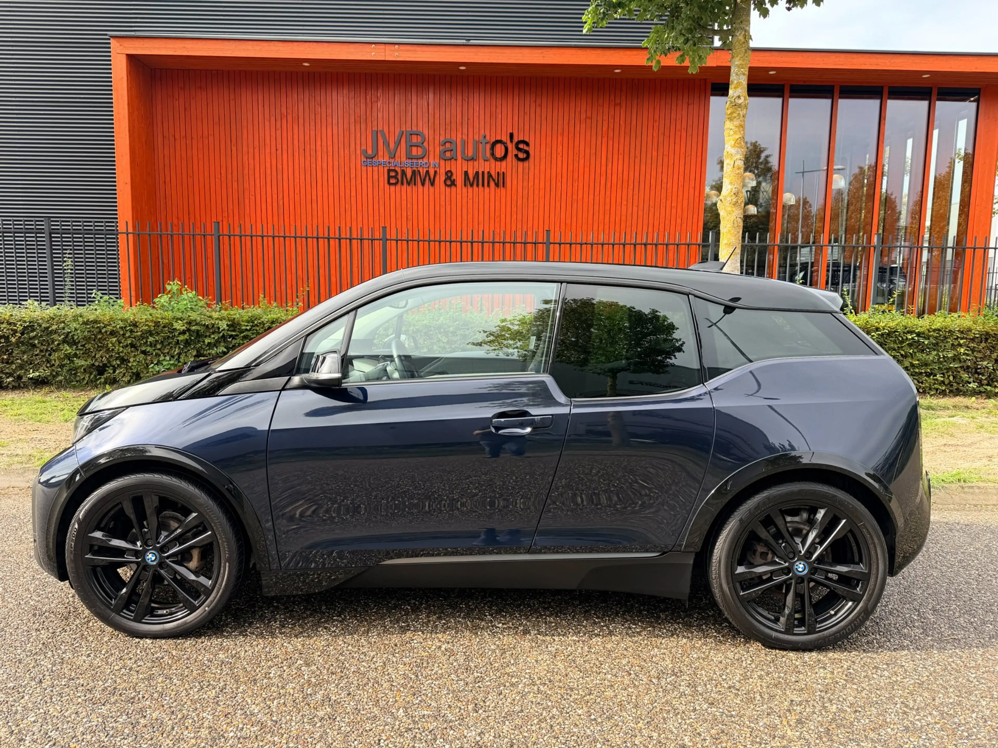 BMW i3 Sportpakket, H&K, stoelverwarming, camera — photo 25