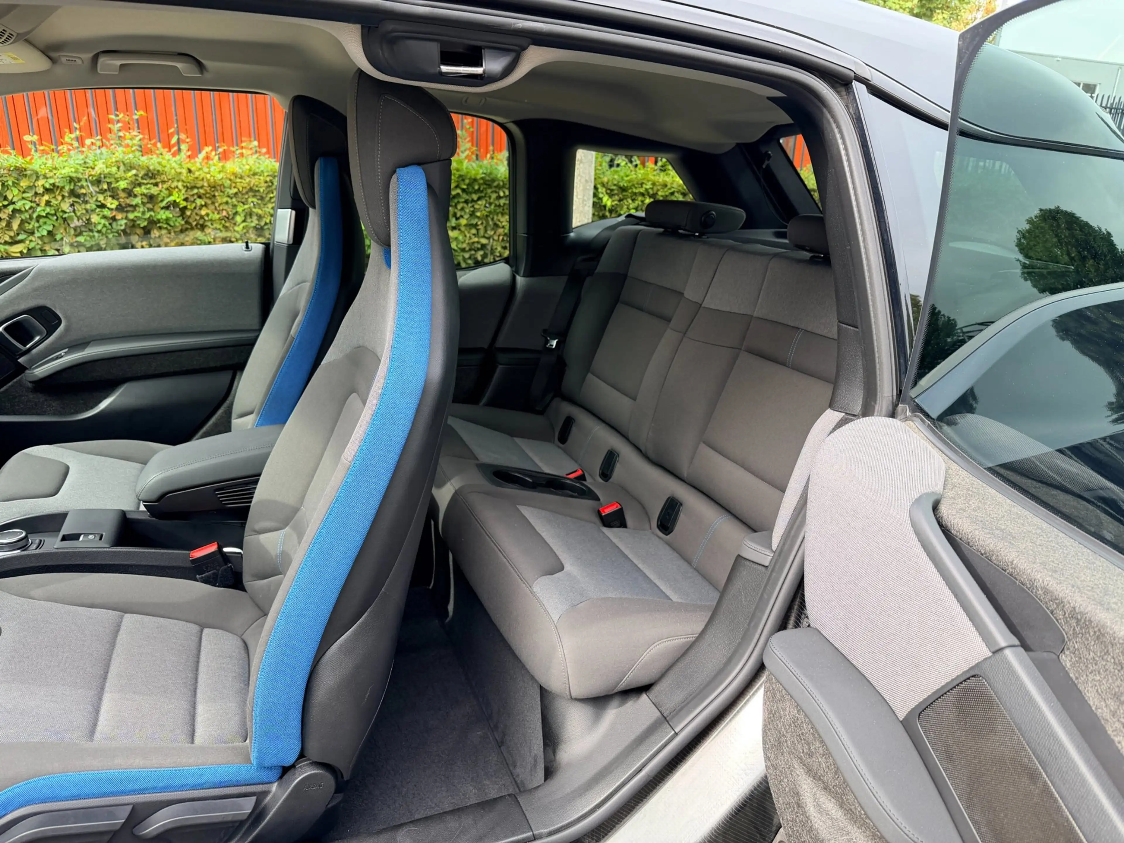 BMW i3 Sportpakket, H&K, stoelverwarming, camera — photo 14