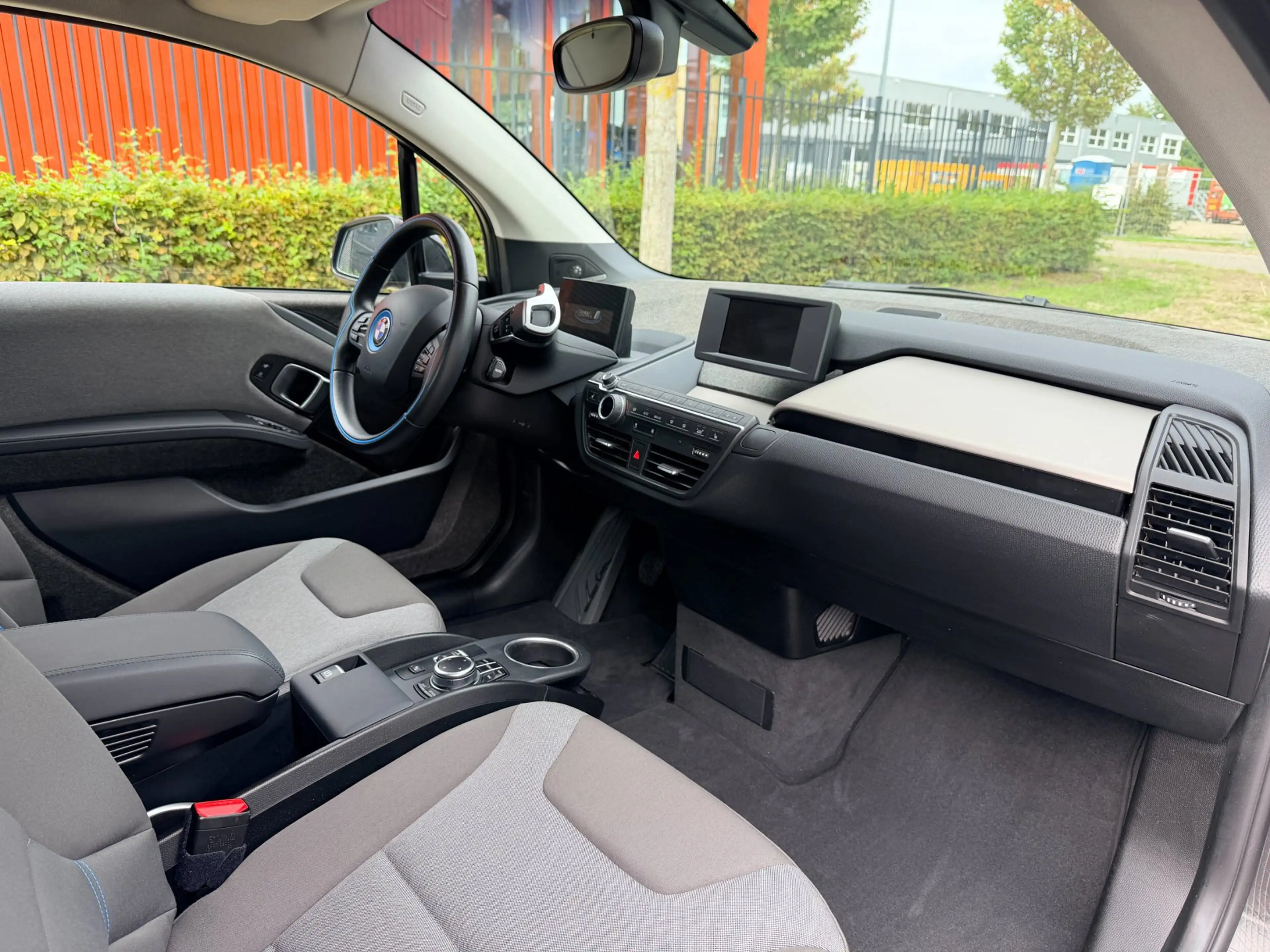 BMW i3 Sportpakket, H&K, stoelverwarming, camera — photo 4