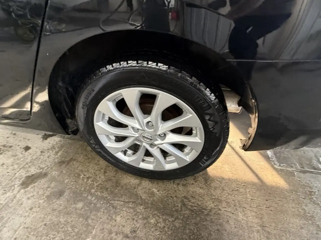 Nissan Sentra снимка Nissan Sentra