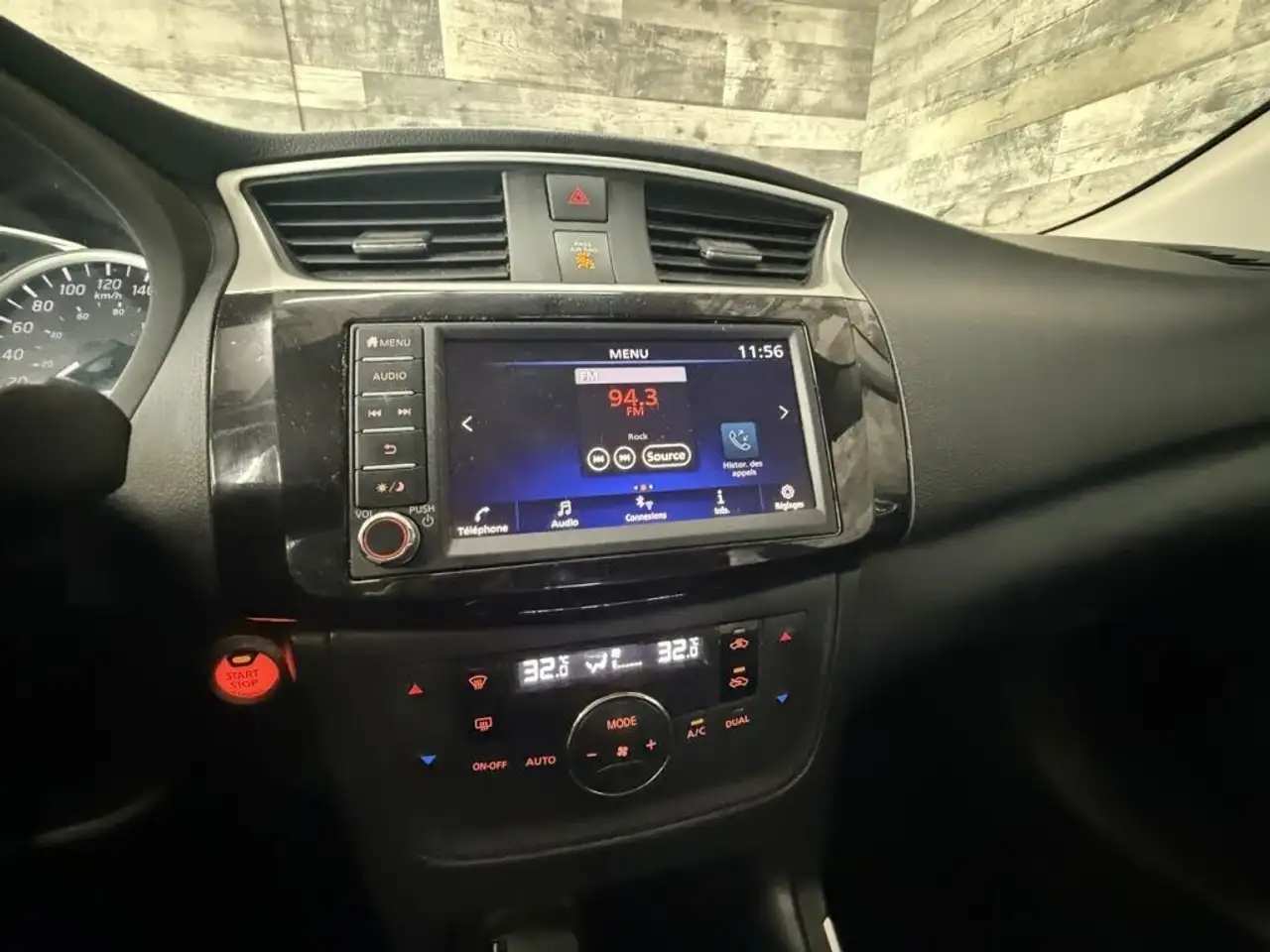 Nissan Sentra снимка Nissan Sentra