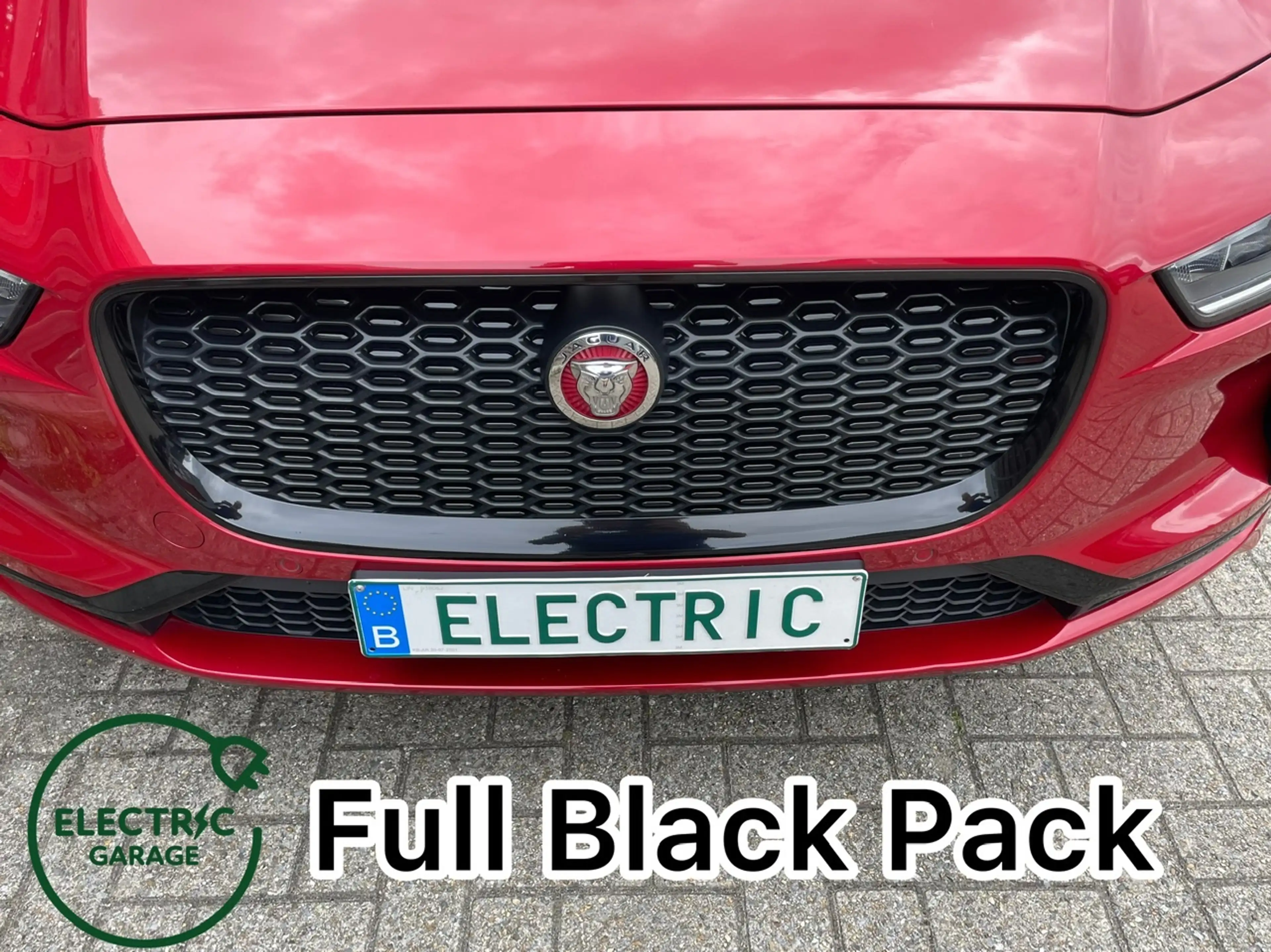 Jaguar I-Pace 90 kWh EV400 BlackPack — photo 4
