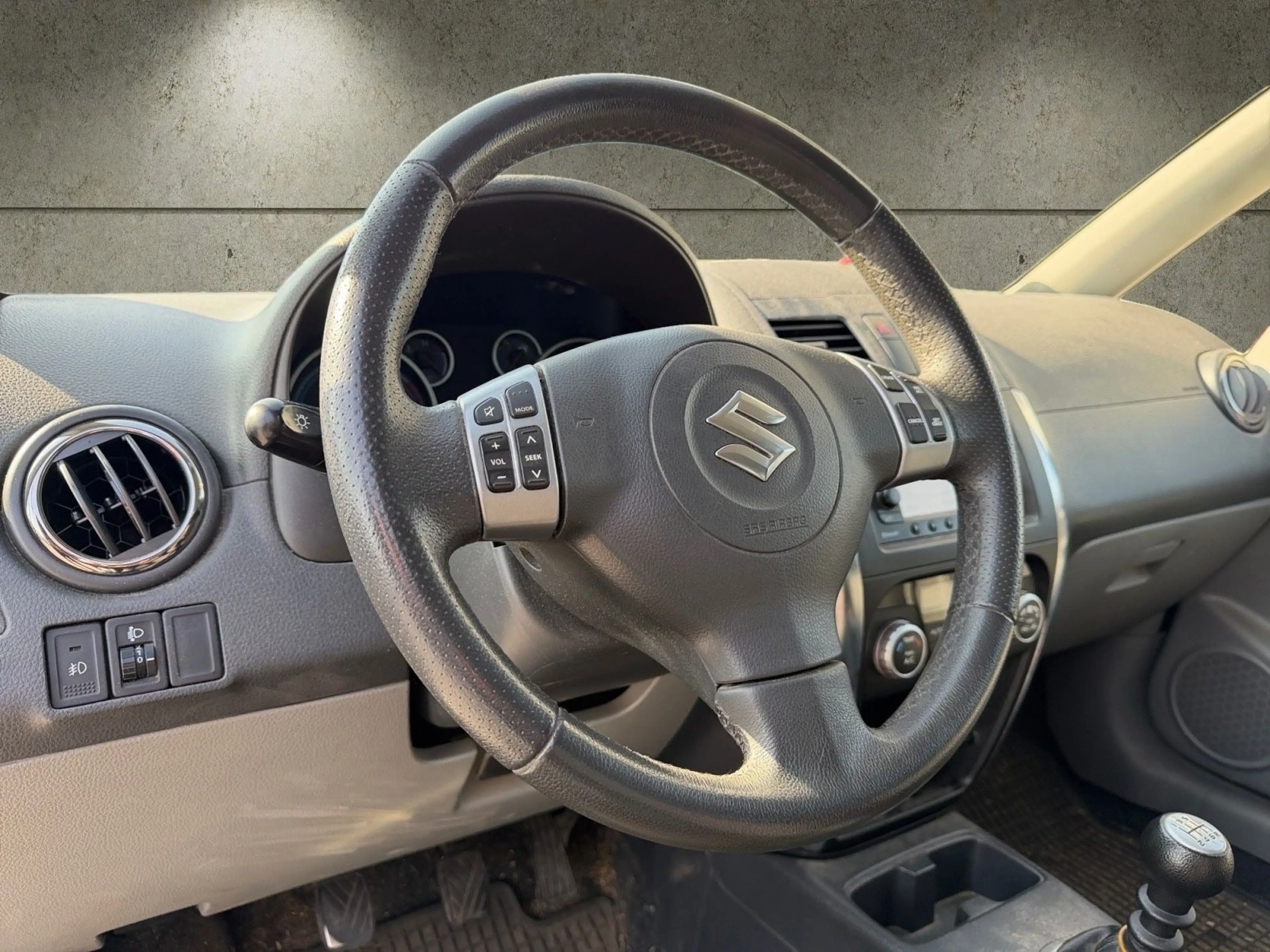 Suzuki SX4 Club *KLIMA*SHZ*AHK*NAVI*TEMP.*BLUET.*TÜV* — photo 10