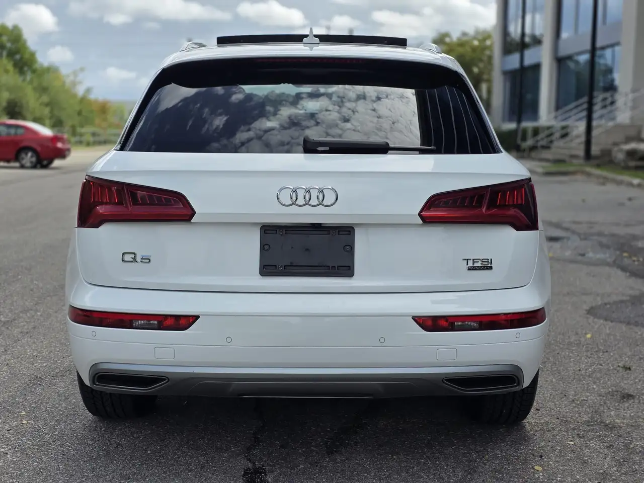 Audi Q5 снимка Audi Q5