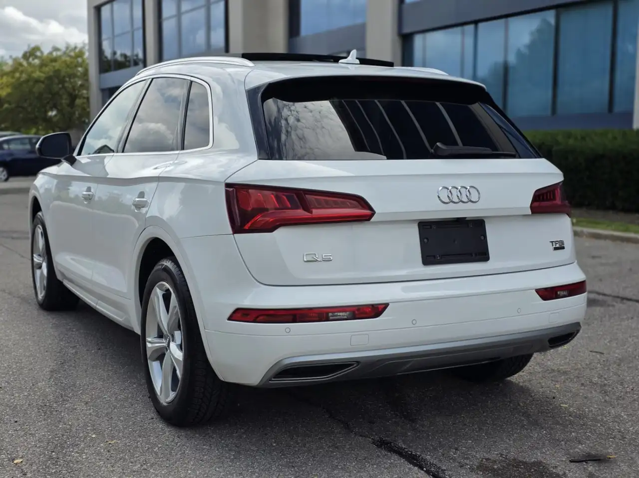 Audi Q5 снимка Audi Q5