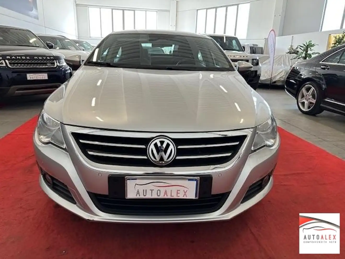 Volkswagen Passat CC 2.0 tdi Dpf NEOPATENTATI Stříbrná - 2