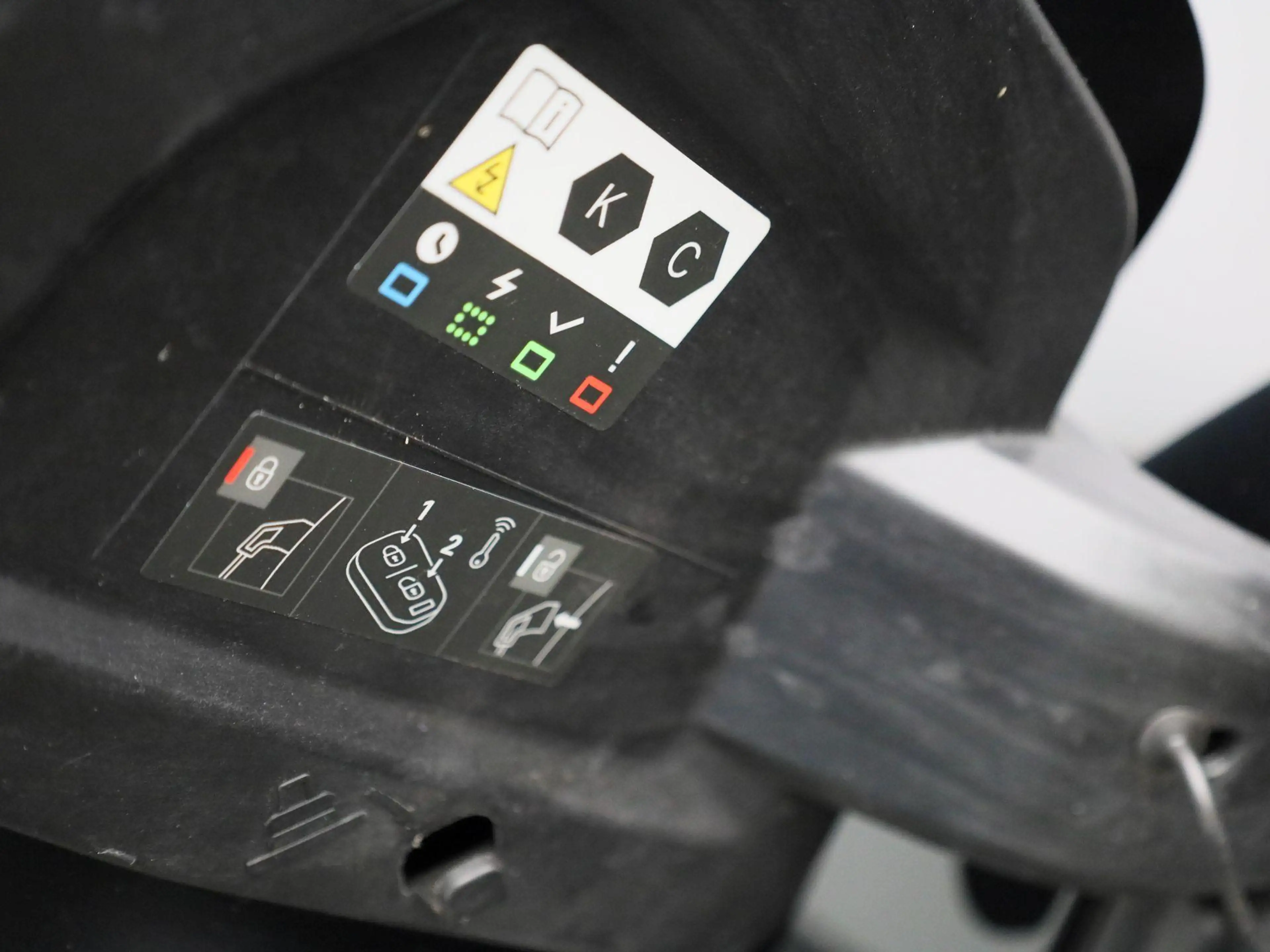 Opel Corsa-e Edition 50 kWh | CRUISE CONTROL | CLIMATE CONTROL — photo 14