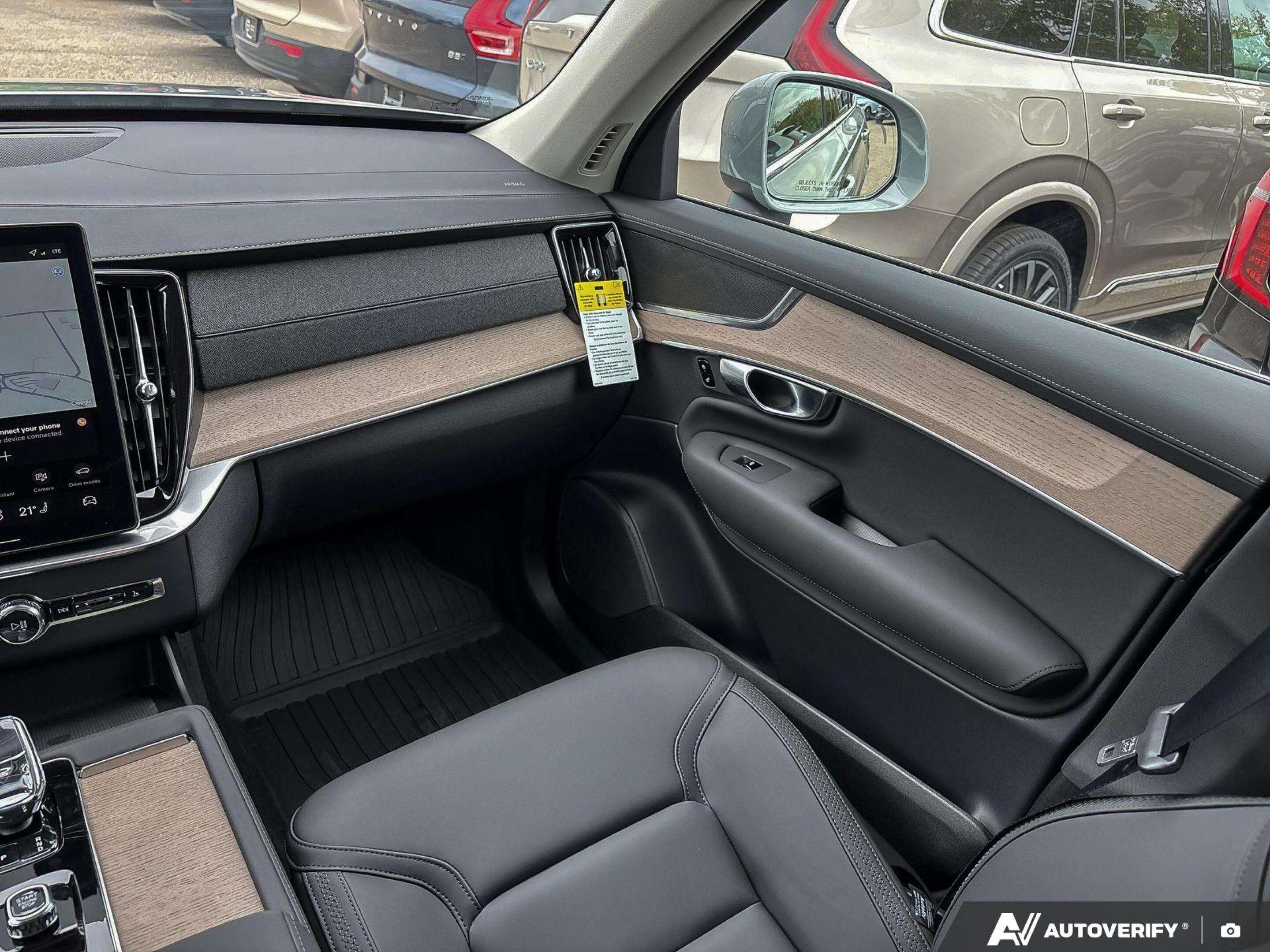 2026 Volvo XC90 Plus Bright Theme DEMO MODEL - $6,000 IN SAVINGS! thumb 26