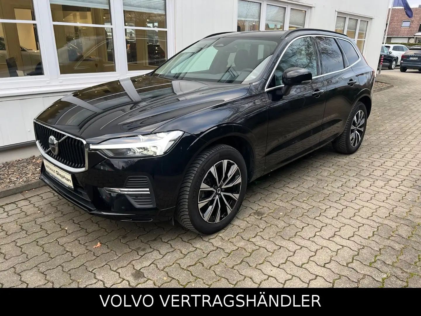 Volvo XC60 B4 Diesel Automatik Core GARANTIE Noir - 1