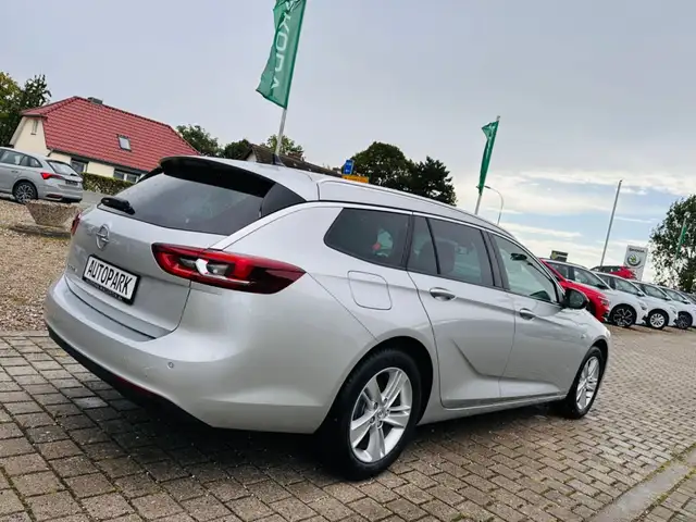 Opel Insignia view 6