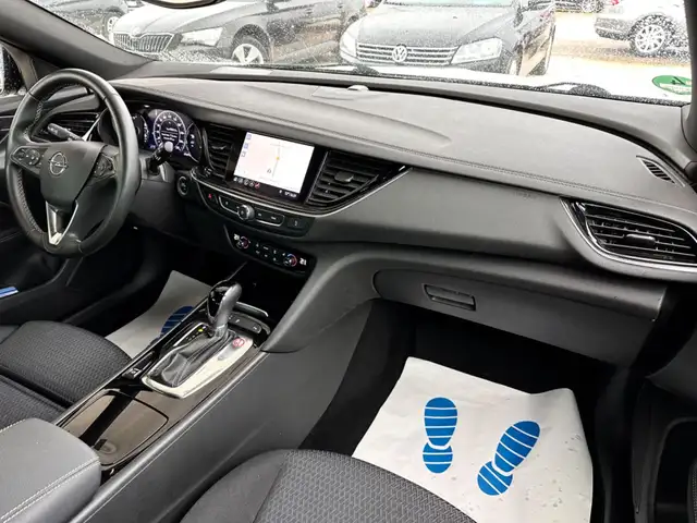 Opel Insignia view 13
