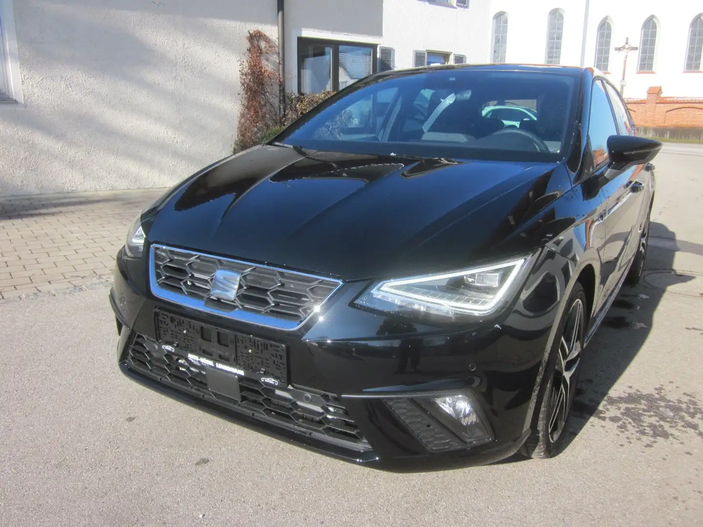 SEAT Ibiza FR (KJ1) PANO,ACC,NAVI,VOLL LED,SHZ,VIRT. COCKPIT Schwarz - 1