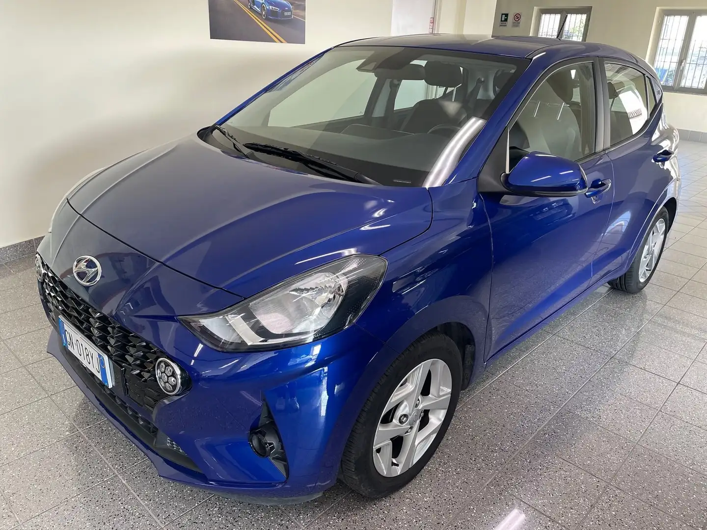 Hyundai i10 i10 1.0 MPI TECH CON SCONTO PROMO PLUS Bianco - 2