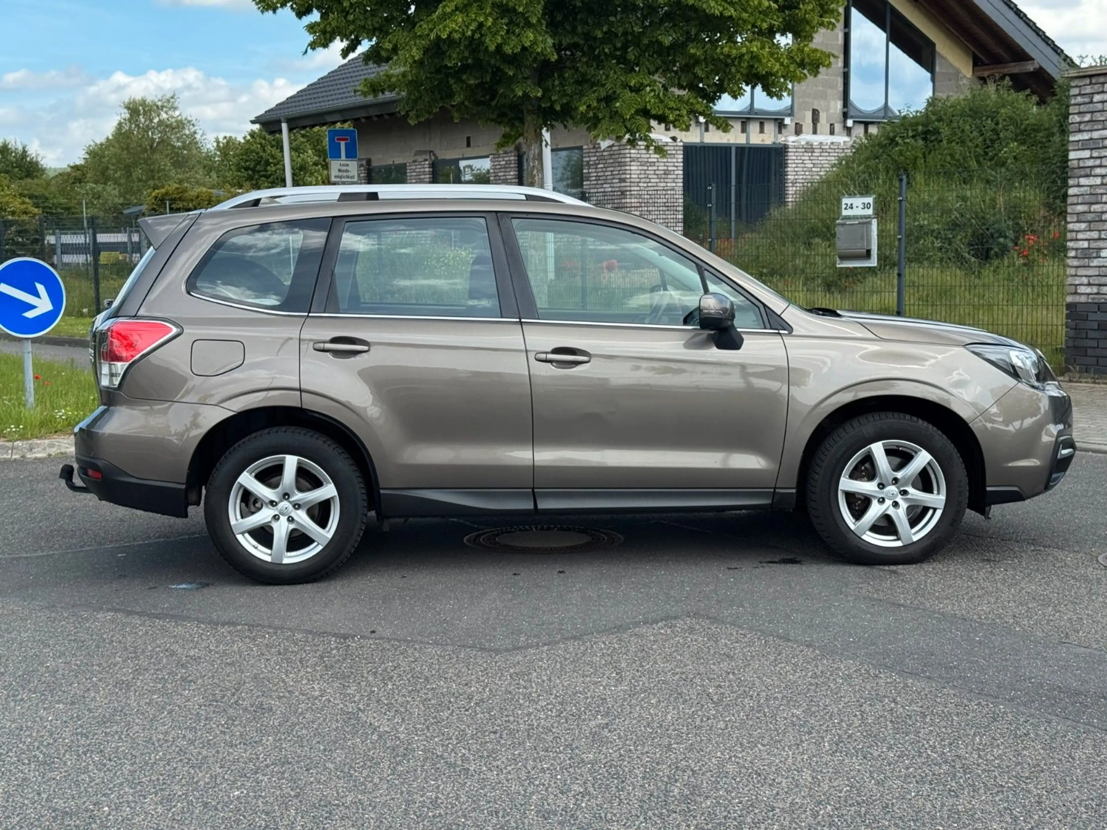 Subaru Forester Exclusive *Autom.*AHK*RFK*SHZ*Panorama* — photo 6