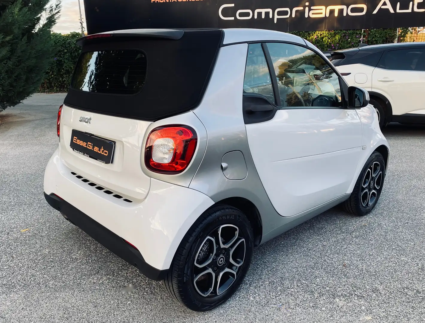 smart forTwo Cabrio Urban **POSS.PACK MEDIA**VED.NOTE Bianco - 2