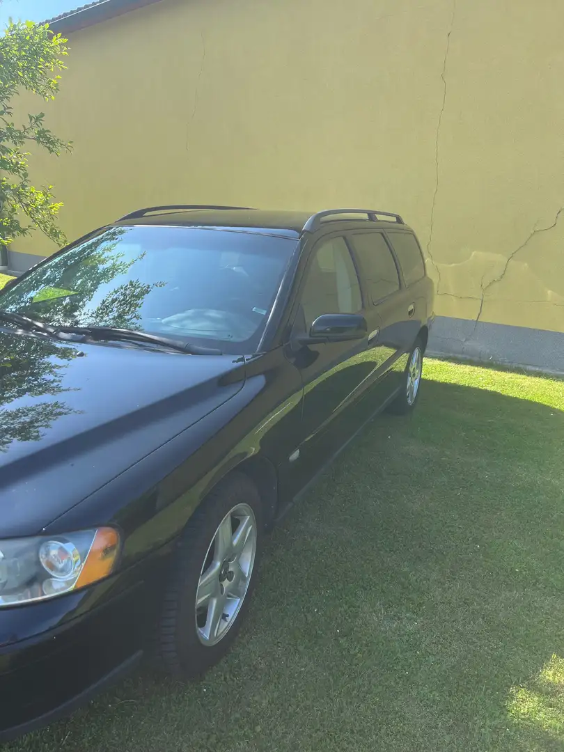 Volvo V70 V70 2,4D Schwarz - 2