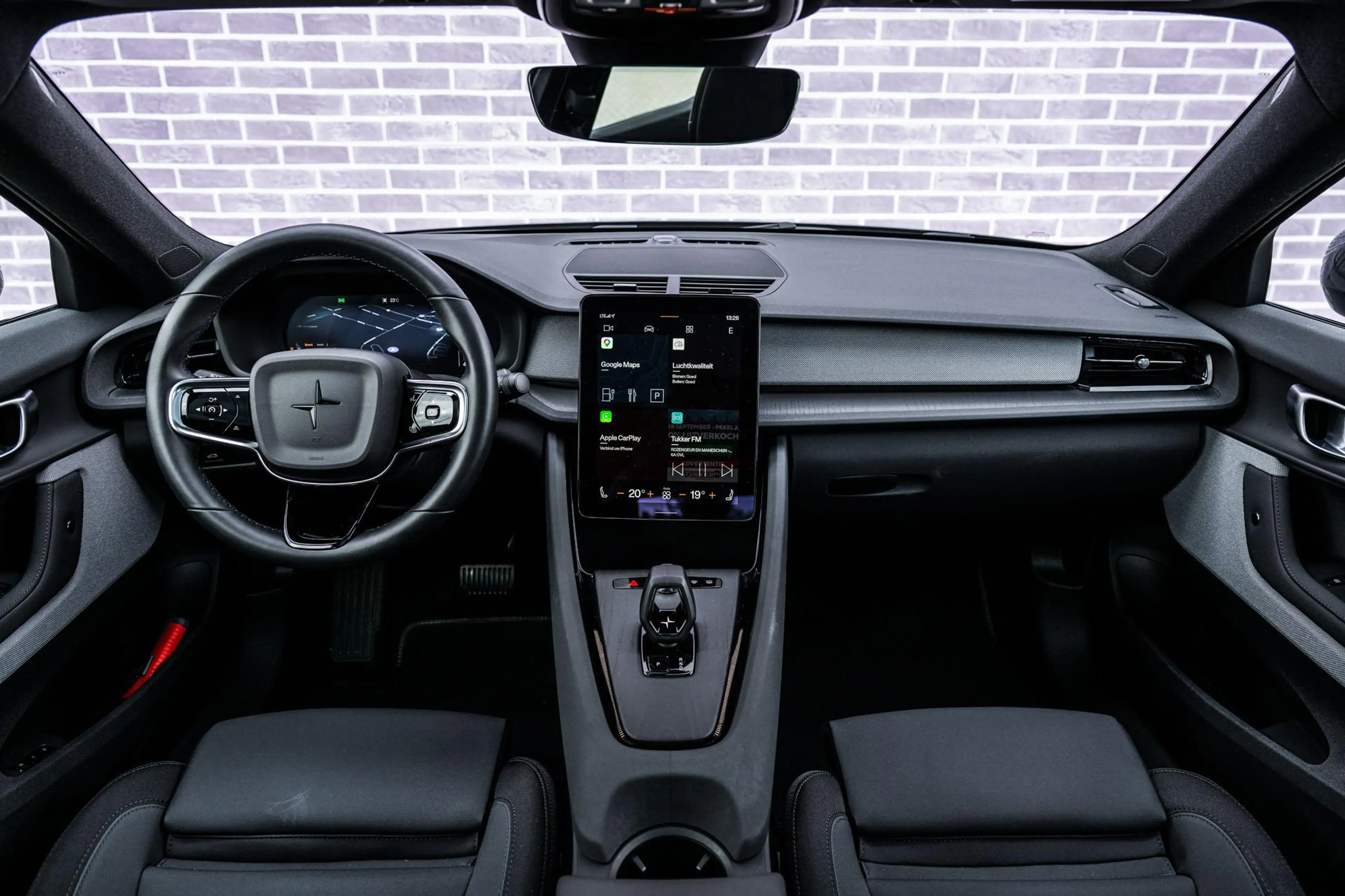 Polestar 2 Long Range Single Motor Plus 82 kWh — photo 5