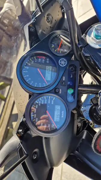 Yamaha FZS 1000 - foto 2