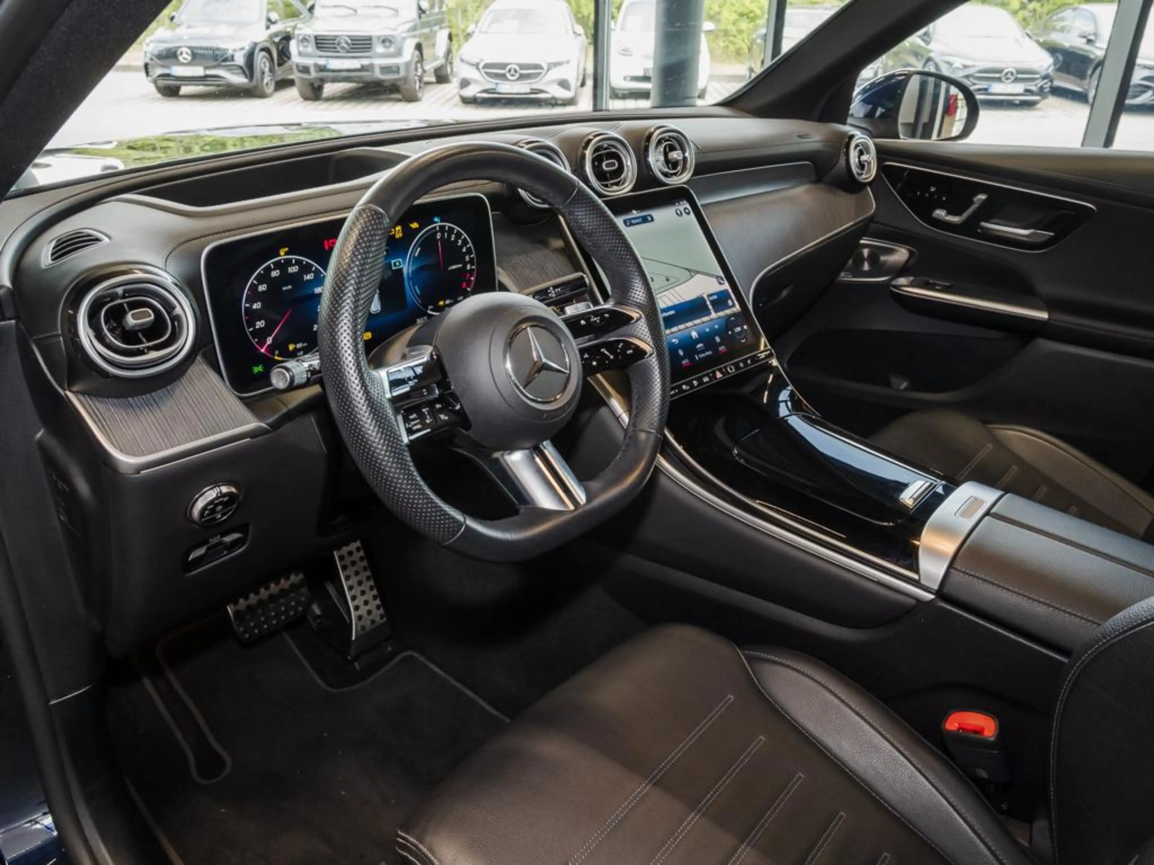 Mercedes-Benz GLC 400 e AMG+ 4M PANO 360 MEMORY BUR NAVI DISTR — photo 9