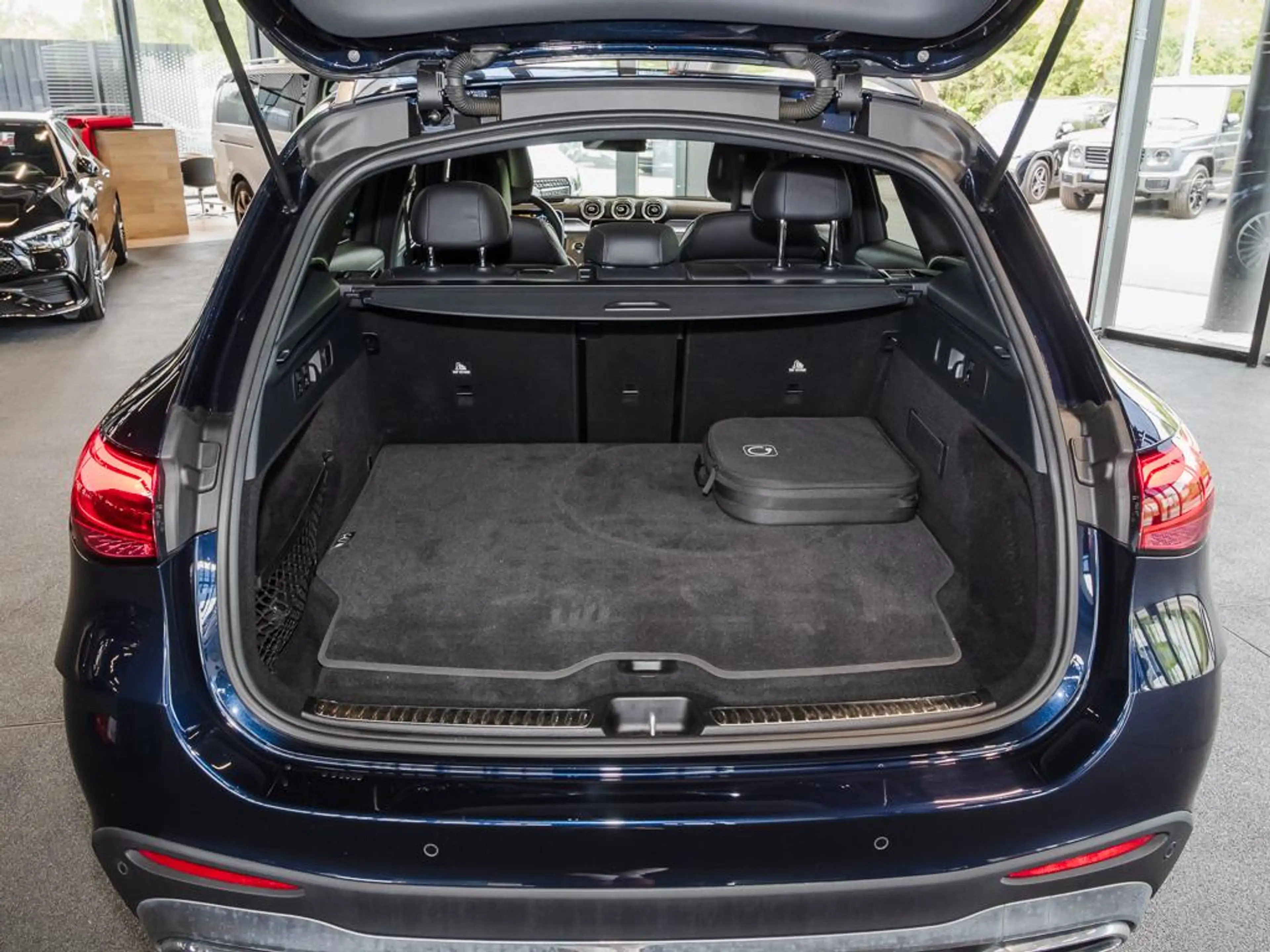 Mercedes-Benz GLC 400 e AMG+ 4M PANO 360 MEMORY BUR NAVI DISTR — photo 15
