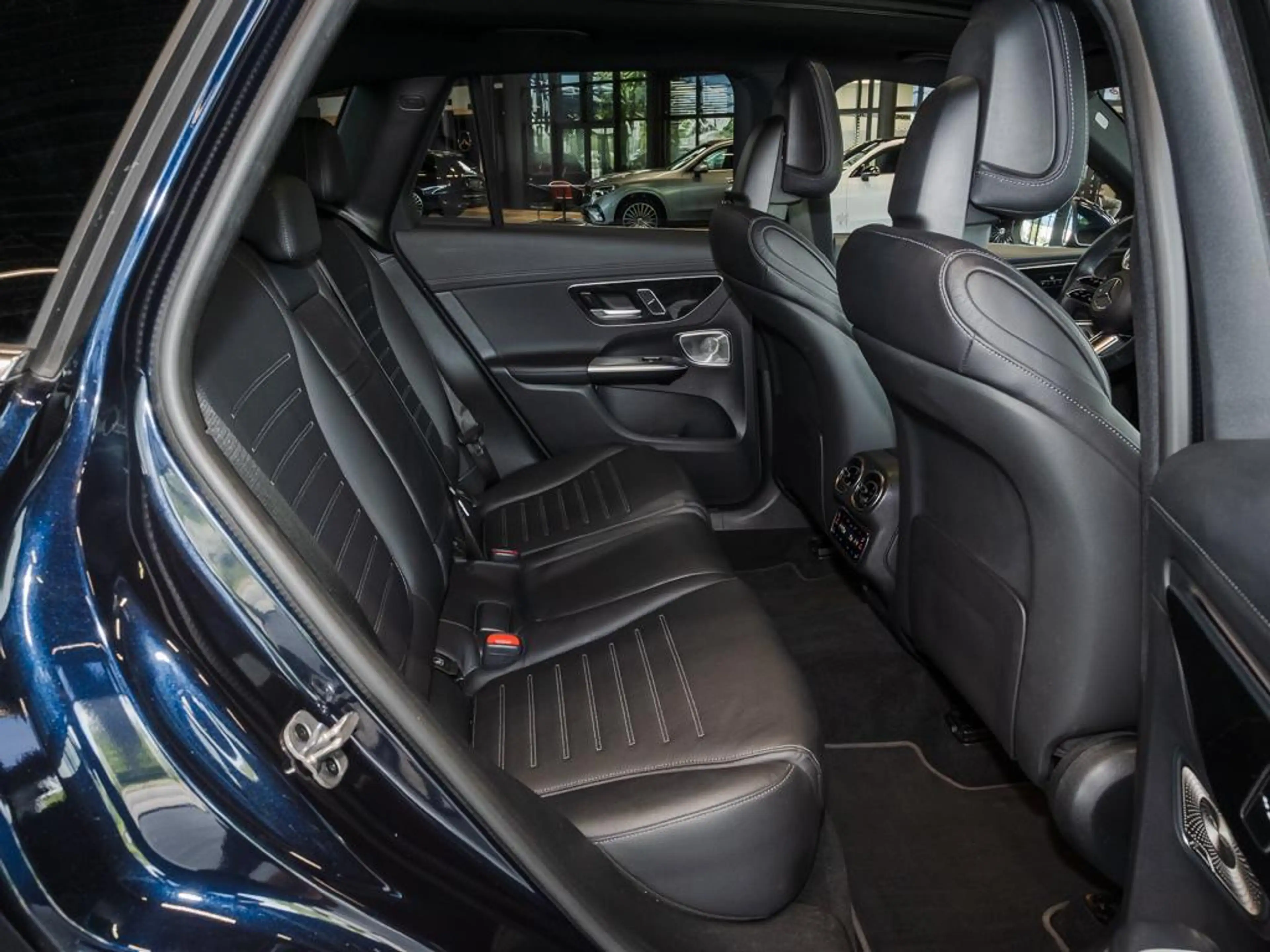 Mercedes-Benz GLC 400 e AMG+ 4M PANO 360 MEMORY BUR NAVI DISTR — photo 13