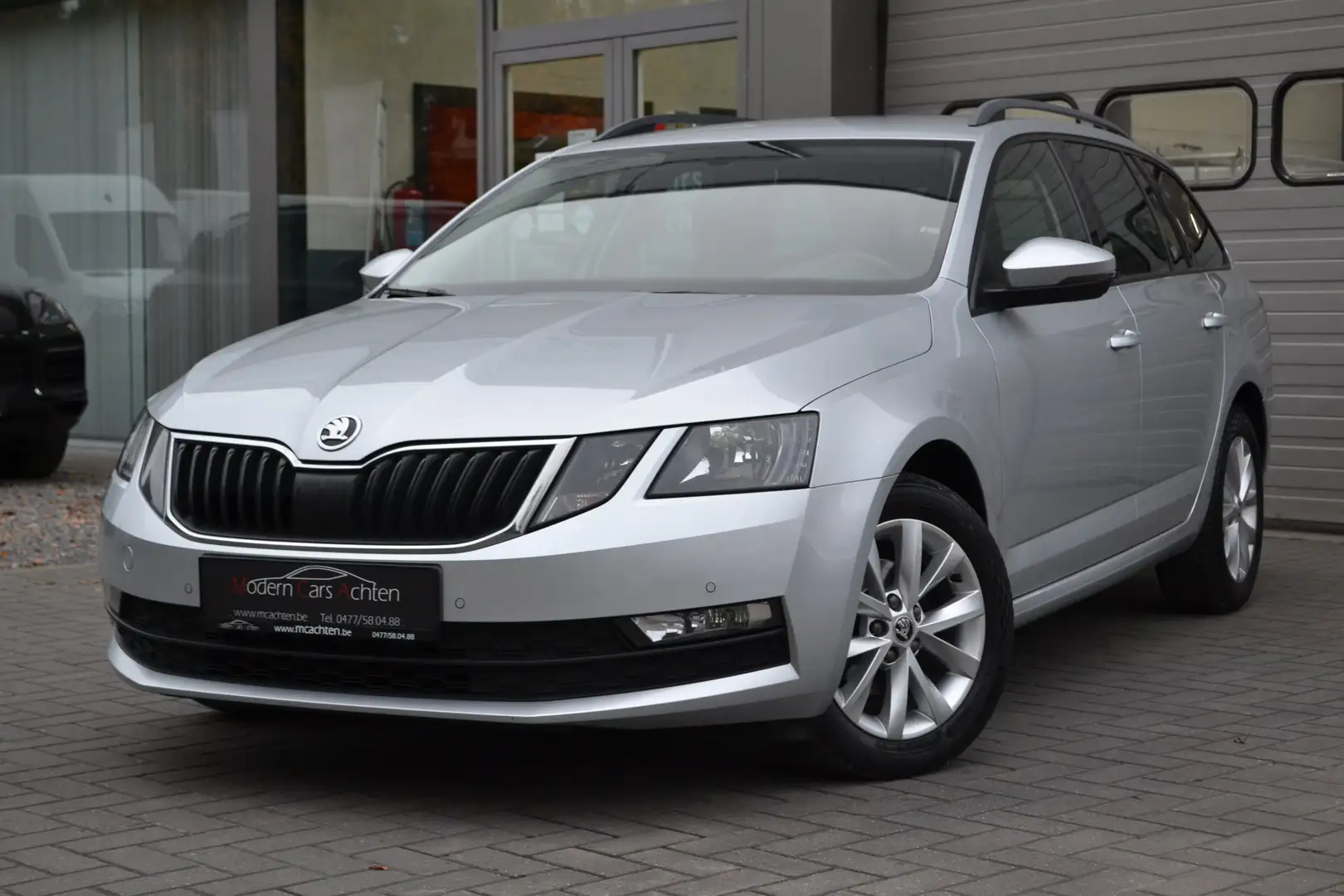 Skoda Octavia Octavia Combi 1.6 TDI DSG Automaat * Euro 6d temp Argent - 1