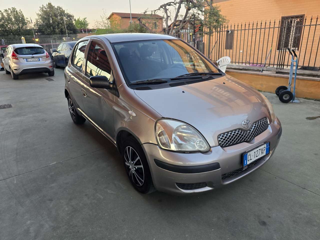 Toyota Yaris Yaris 5p 1.0 Sol OTTIMA