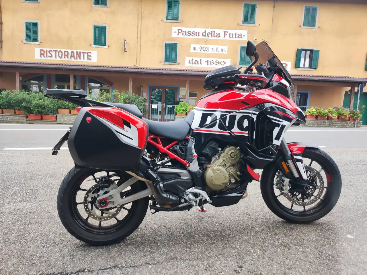 Ducati Multistrada V4 S
